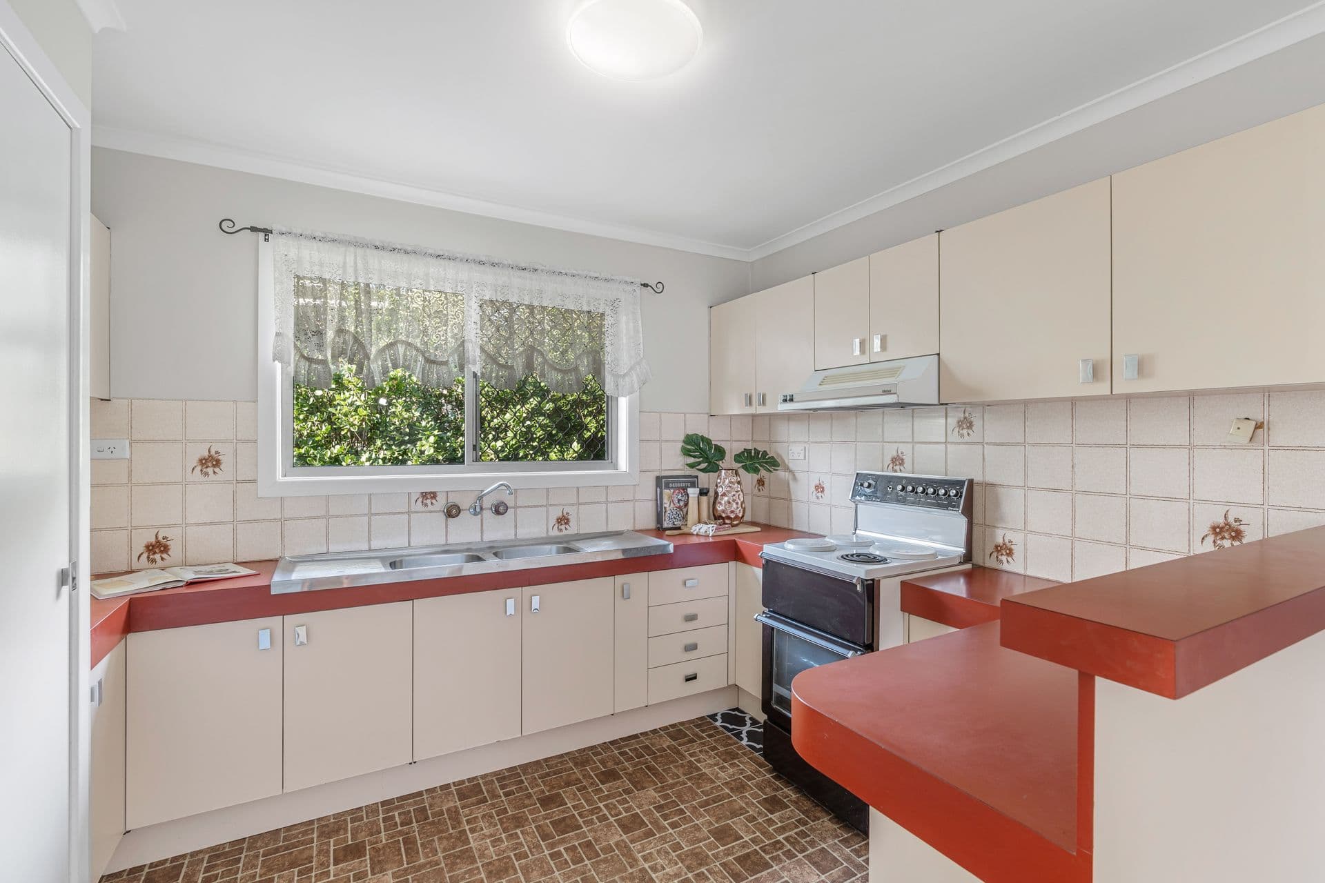 62 West Avenue, Wynnum, QLD, 4178, Wynnum - Thumbnail 6