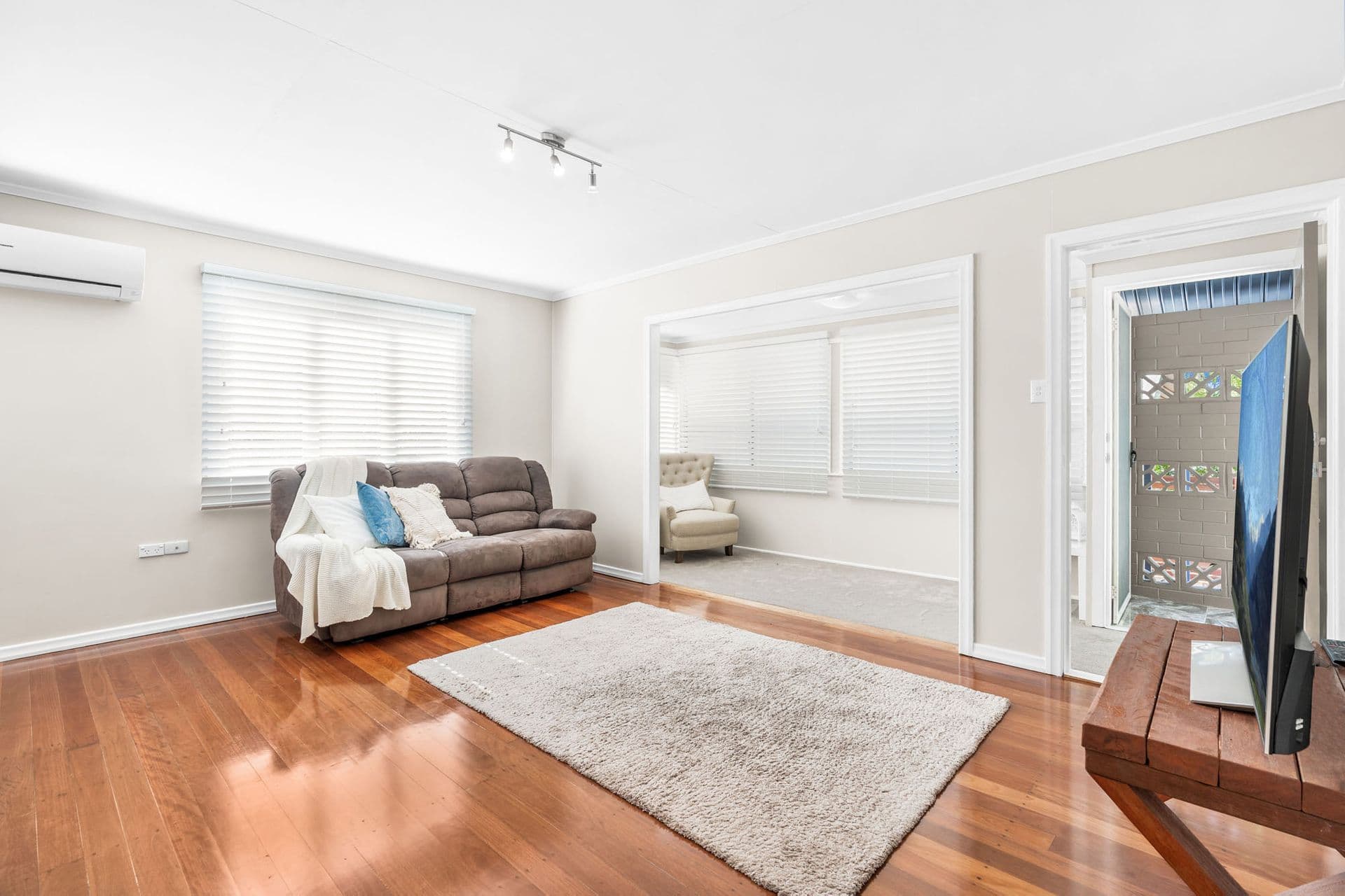 17 Heymer Street, Wynnum, QLD, 4178, Wynnum - Thumbnail 8