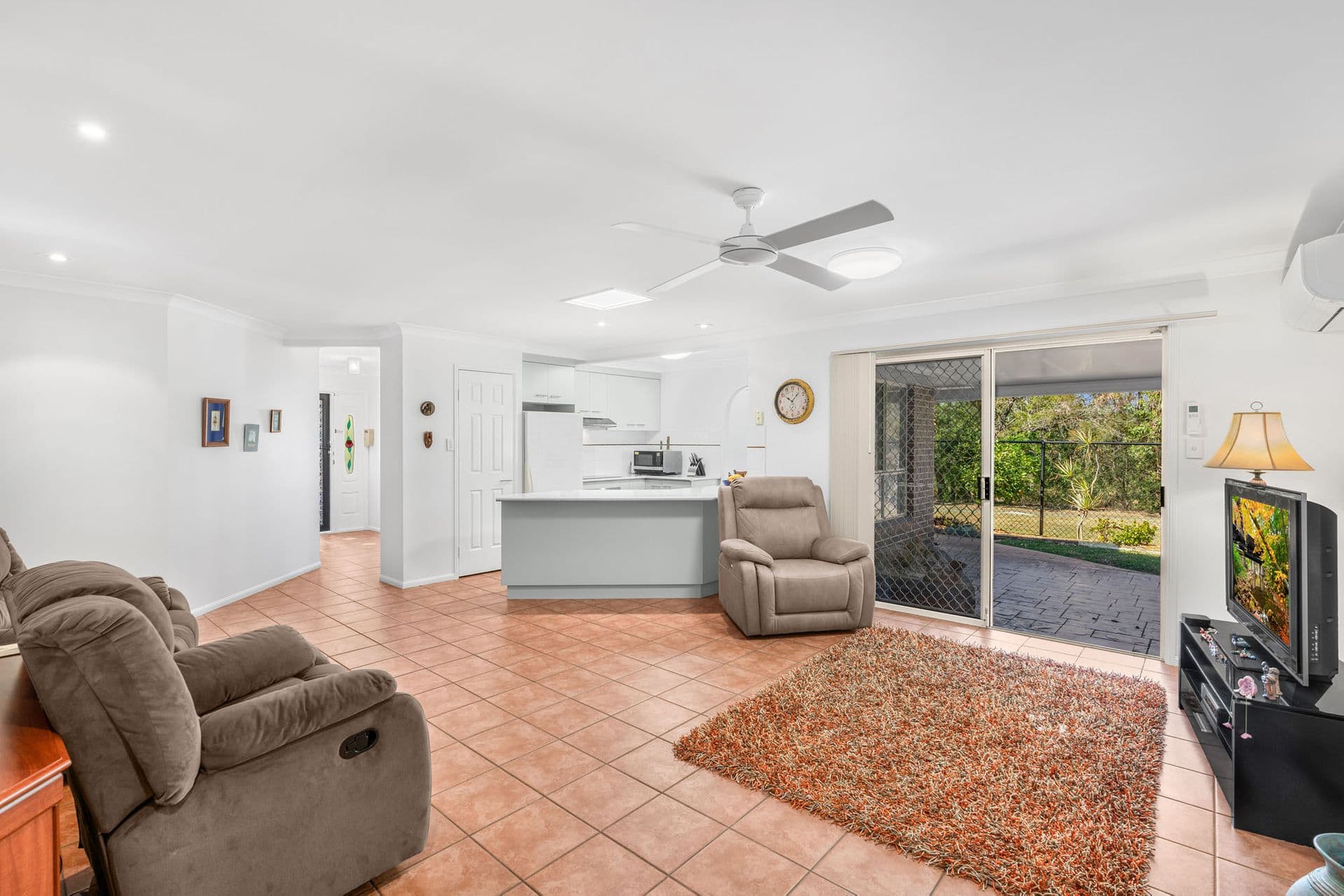 79 School Road, Wynnum West, QLD, 4178, Wynnum West - Thumbnail 4