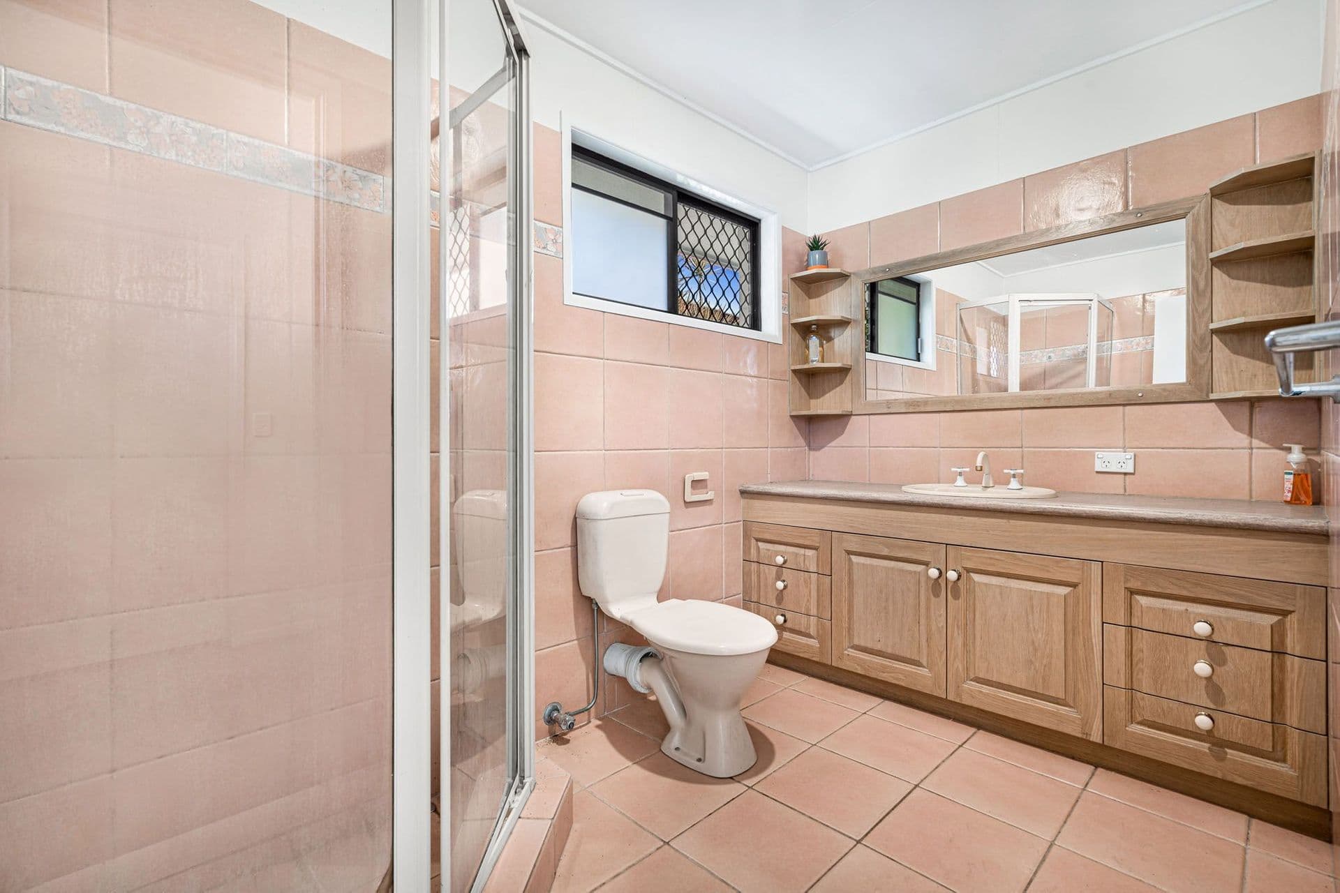 23 Gateway Street, Wynnum West, QLD, 4178, Wynnum West - Thumbnail 5
