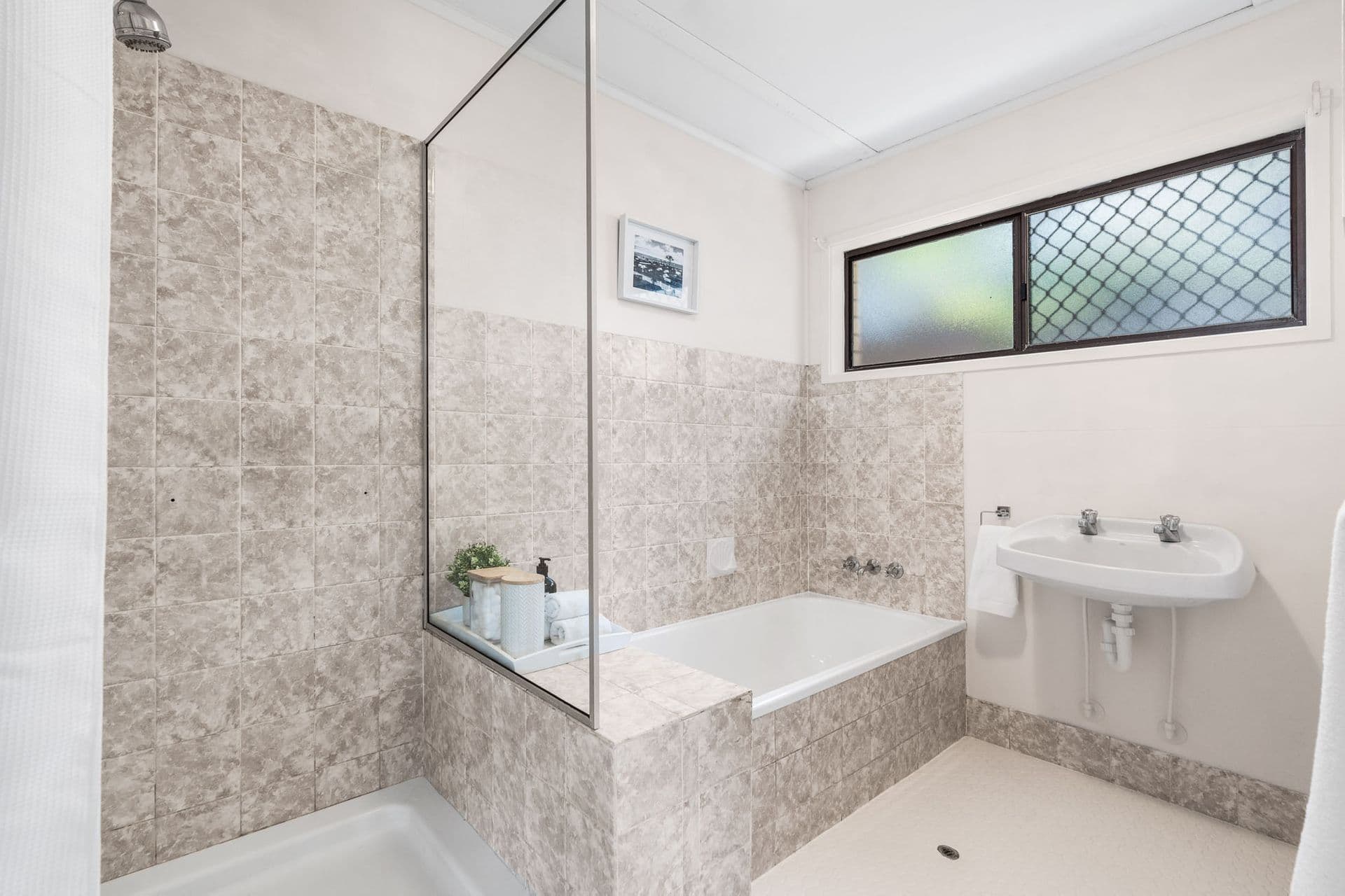 33 Mountjoy Terrace, Wynnum, QLD, 4178, Wynnum - Thumbnail 6