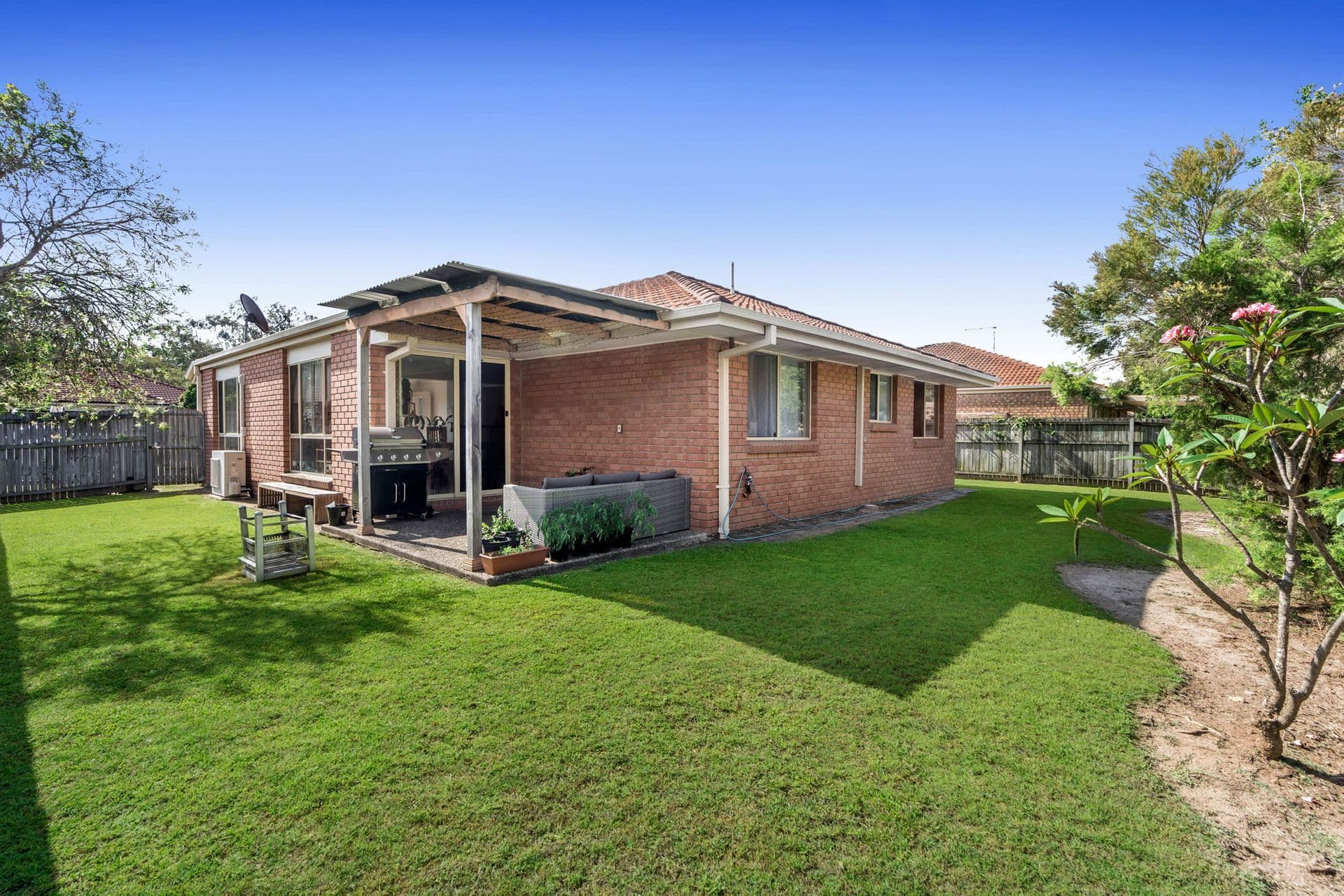 14 Pinewood Street, Wynnum West, QLD, 4178, Wynnum West - Thumbnail 6