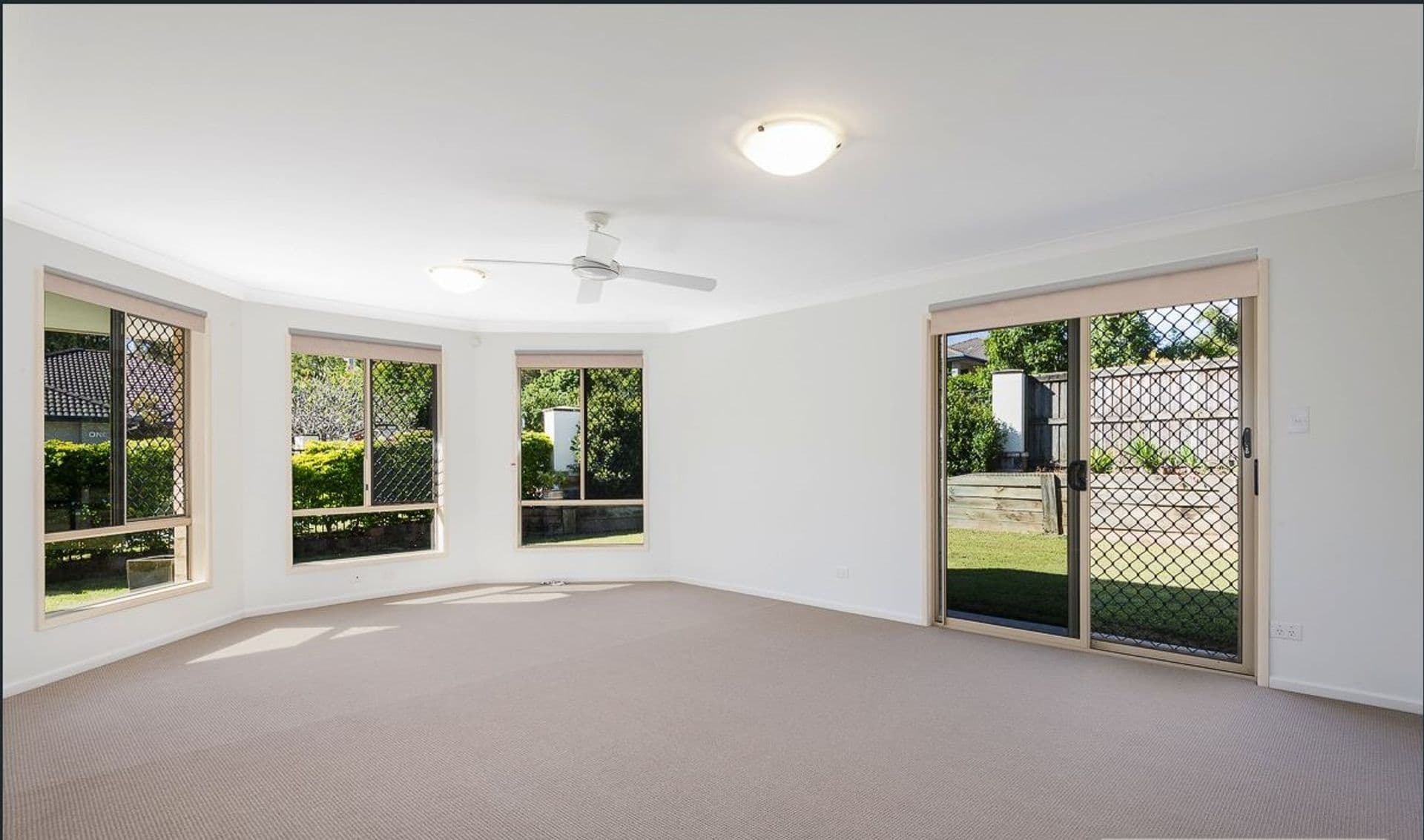 2 Figtree Place, Wakerley, QLD, 4154, Wakerley - Thumbnail 3