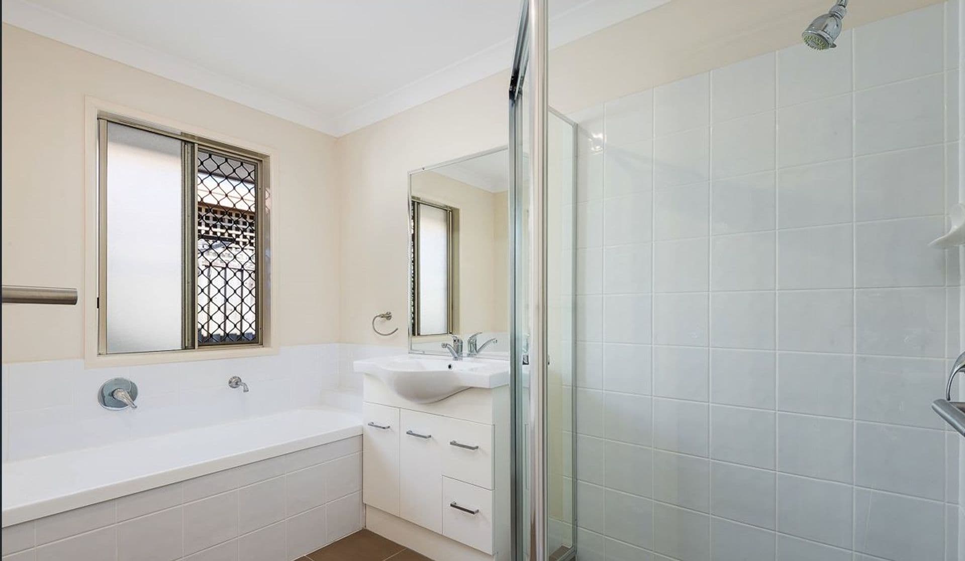2 Figtree Place, Wakerley, QLD, 4154, Wakerley - Thumbnail 4