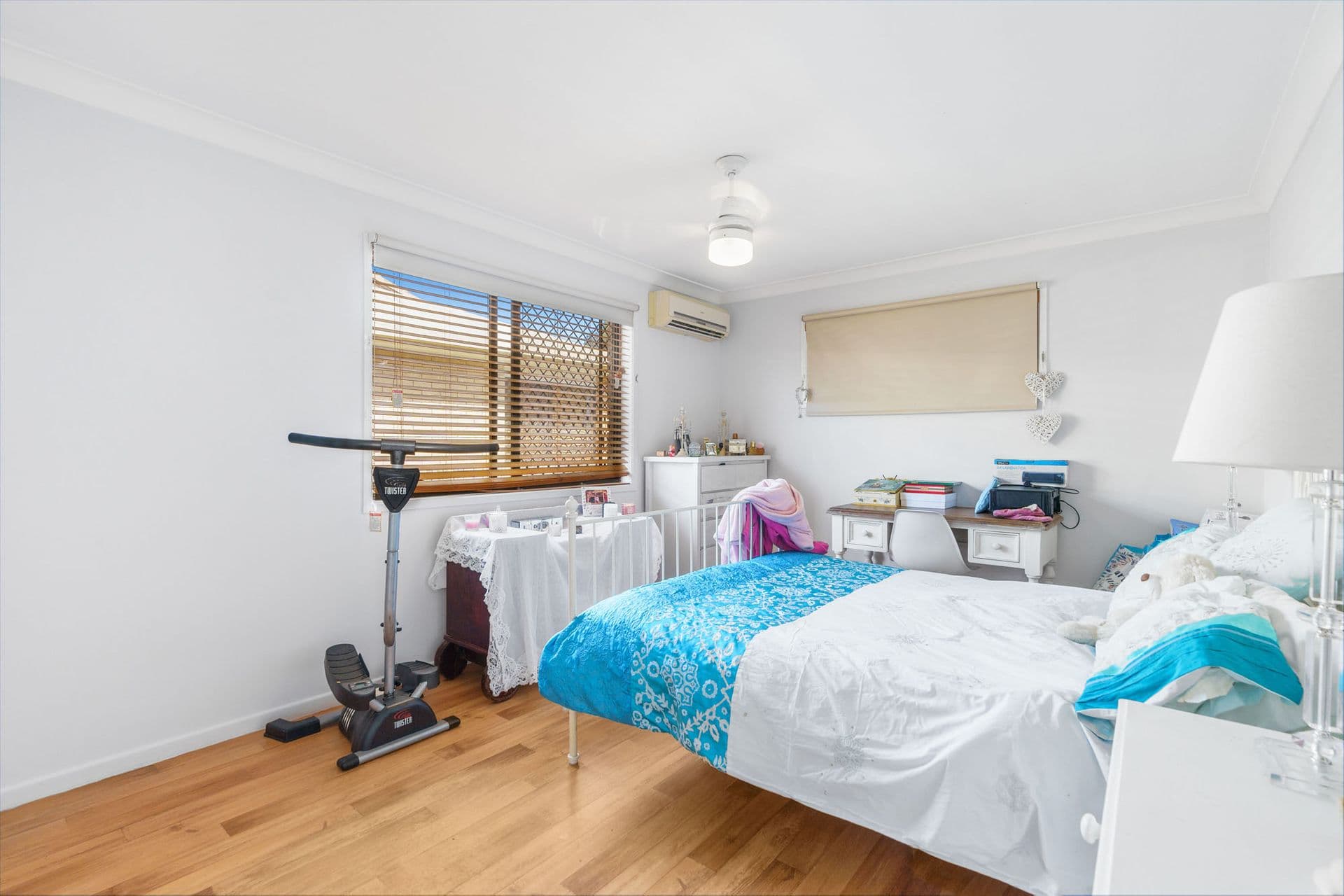 90 Ferry Road, Thorneside, QLD, 4158, Thorneside - Thumbnail 4