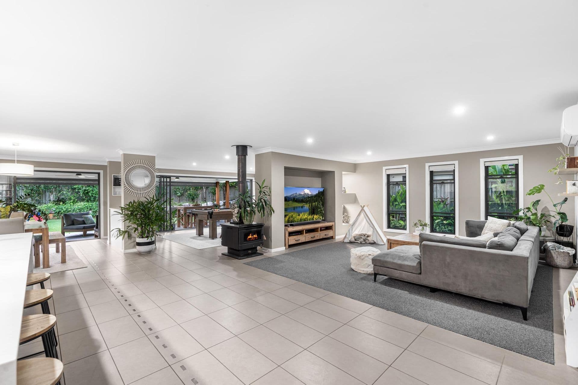 24 Gumdale Street, Wakerley, QLD, 4154, Wakerley - Thumbnail 3