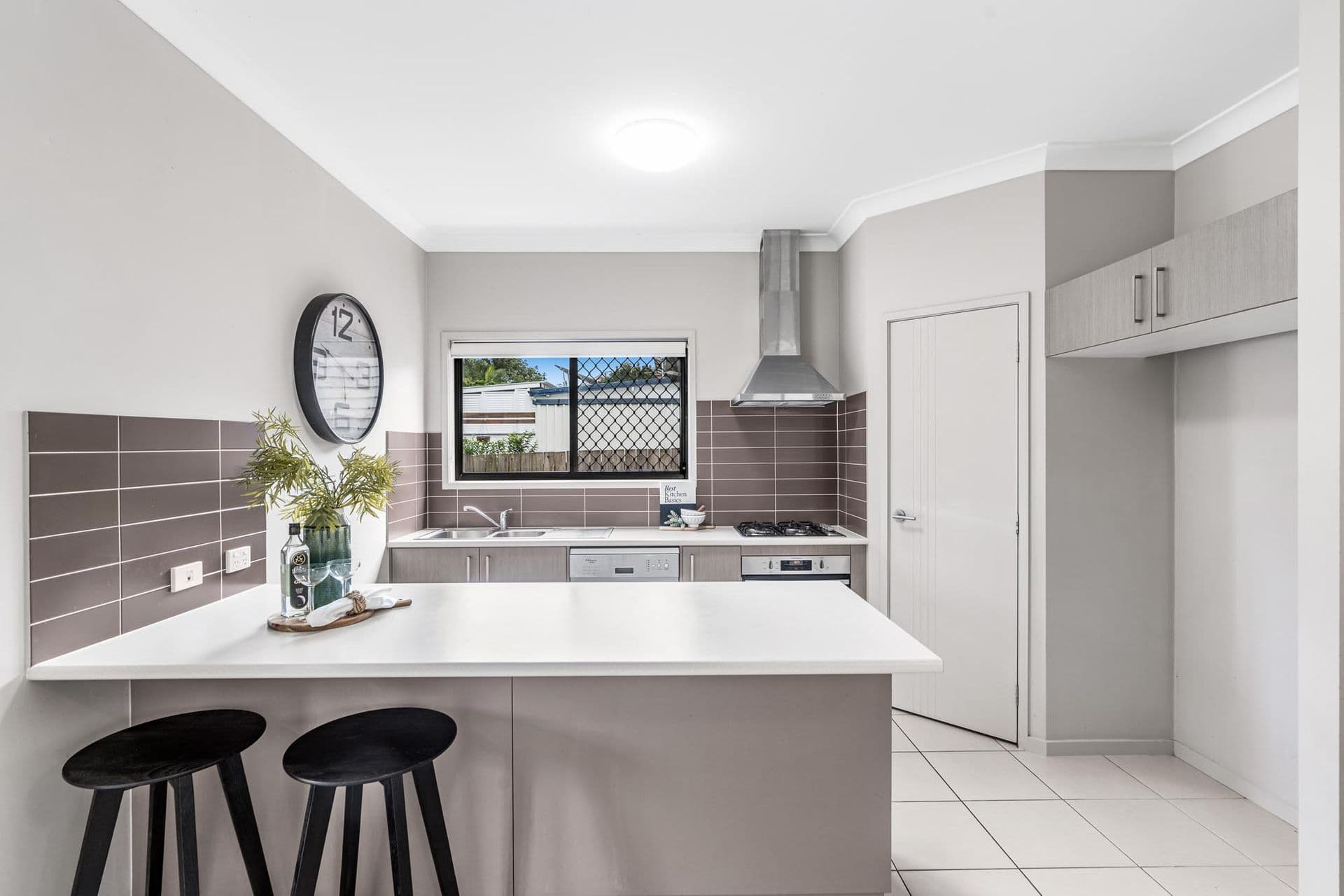 71 Whites Road, Manly West, QLD, 4179, Manly West - Thumbnail 5