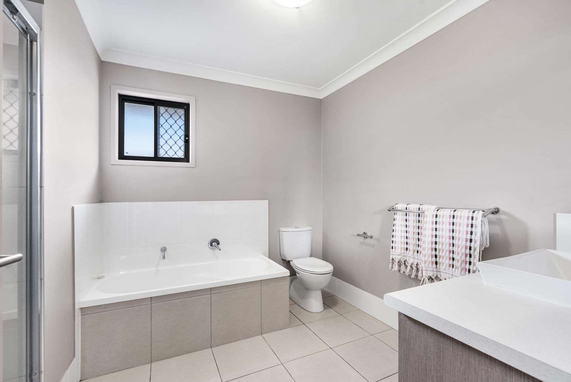 71 Whites Road, Manly West, QLD, 4179, Manly West - Thumbnail 8