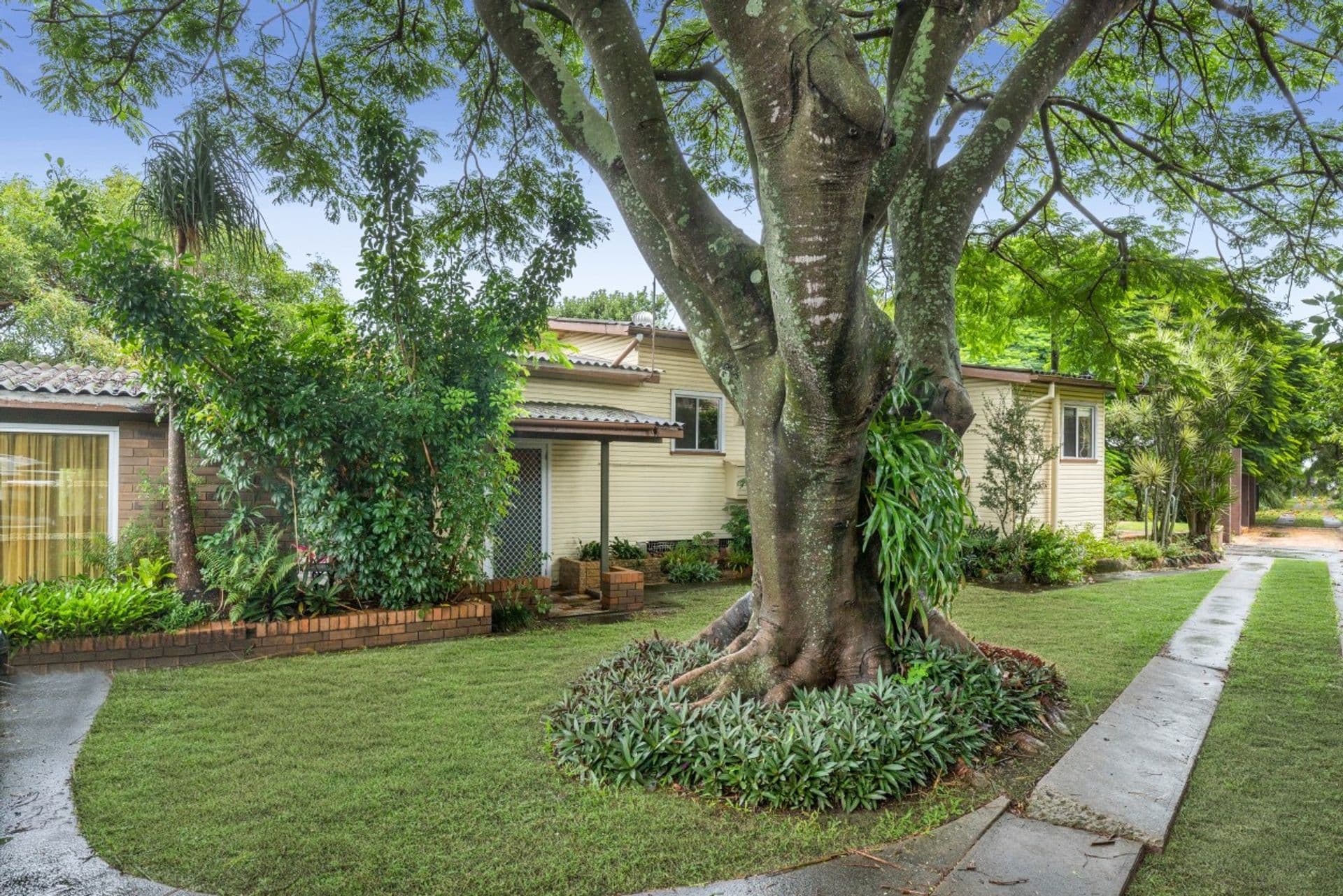 2127 Wynnum Road, Wynnum West, QLD, 4178, Wynnum West - Thumbnail 3