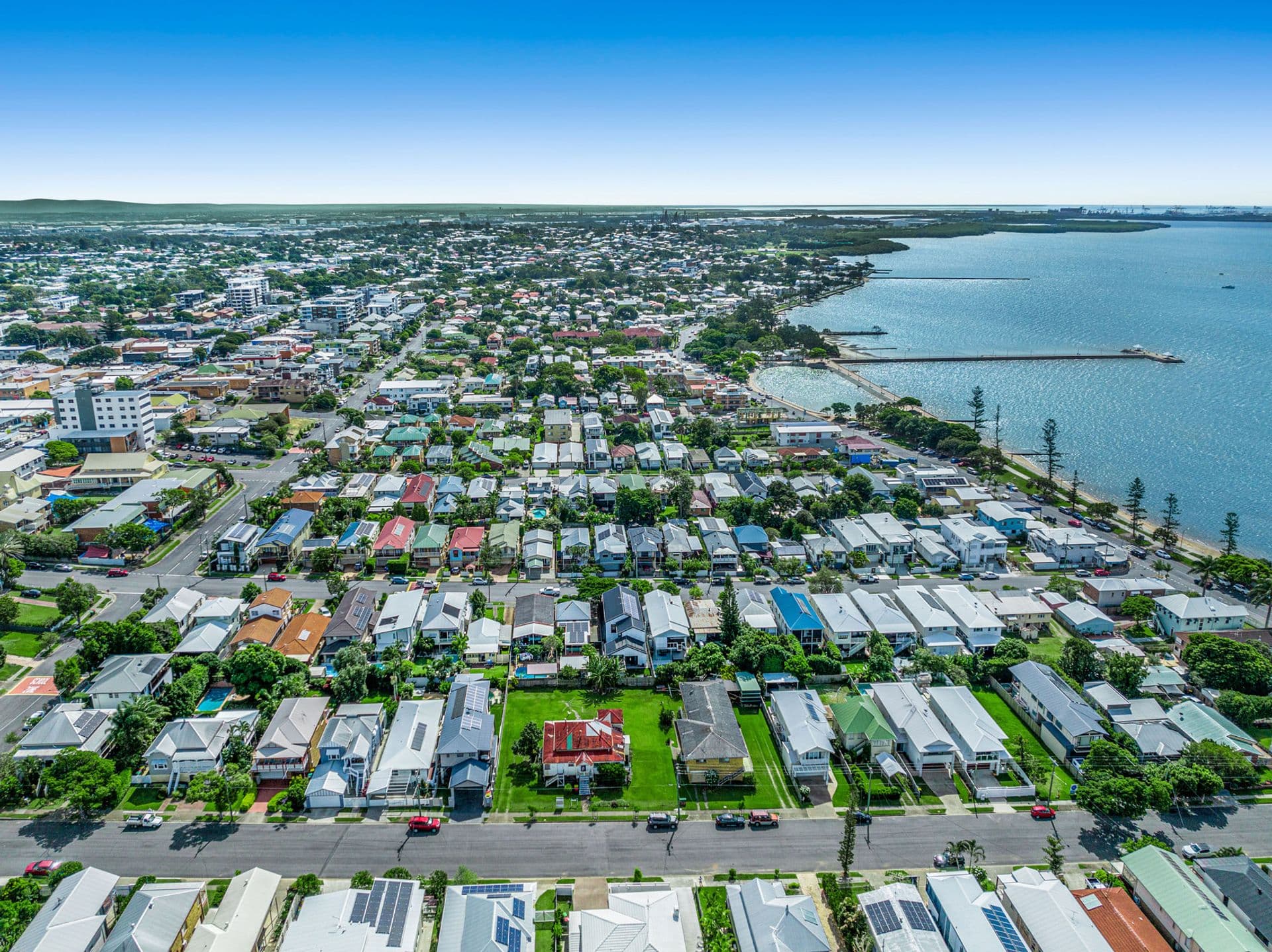31 Cedar Street, Wynnum, QLD, 4178, Wynnum - Thumbnail 2