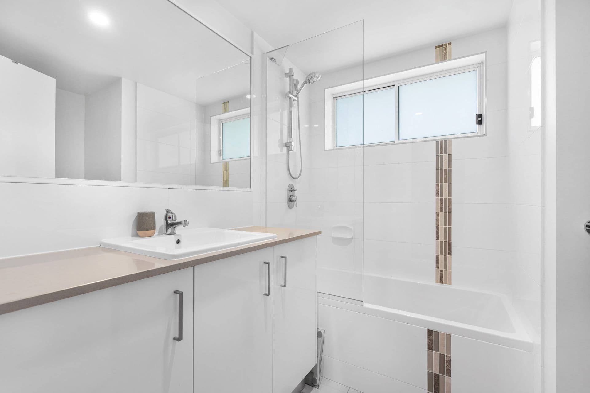 5 Of 34 Emsworth Street, Wynnum, QLD, 4178, Wynnum - Thumbnail 3