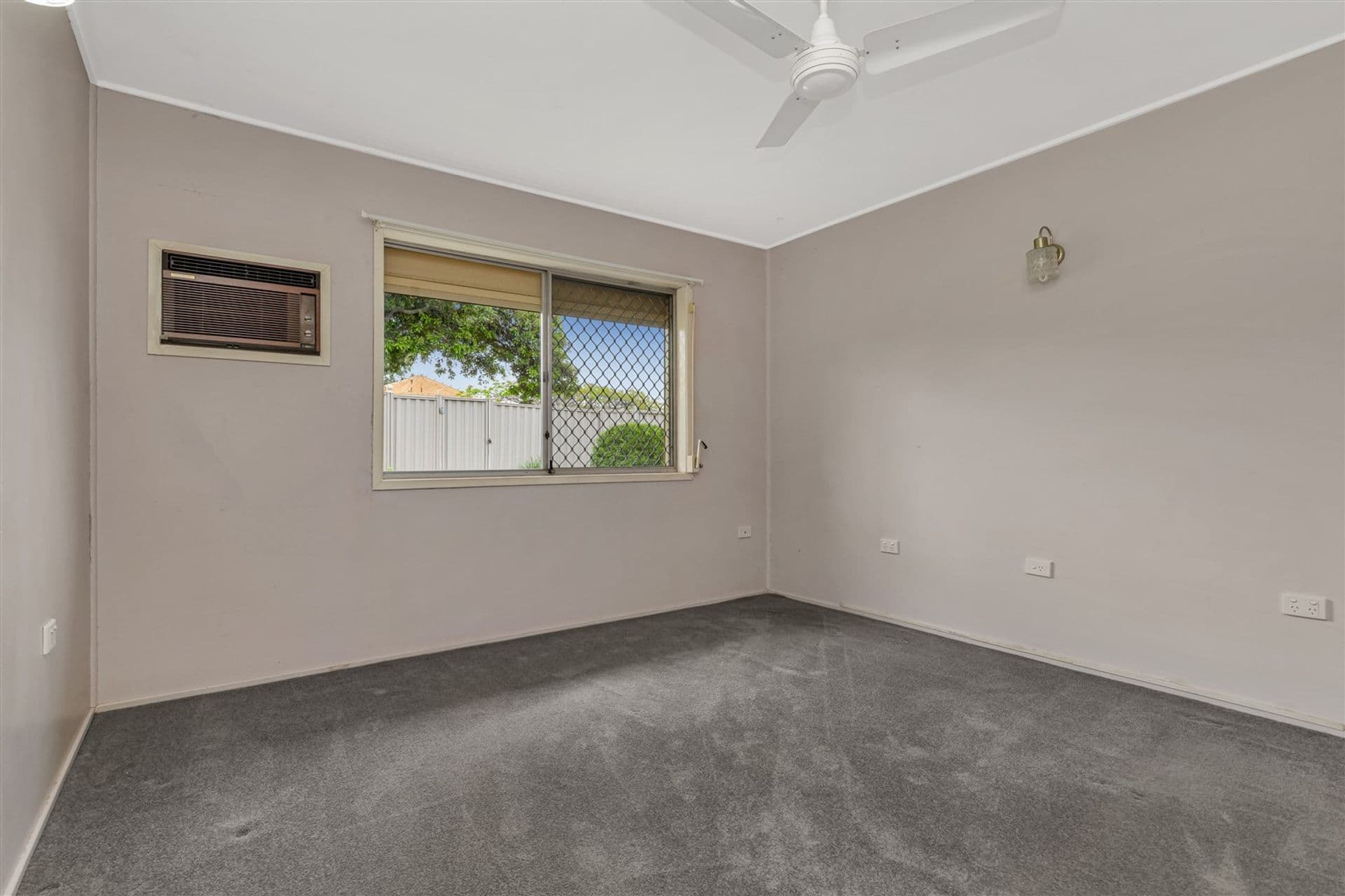 111 Wynnum North Road, Wynnum, QLD, 4178, Wynnum - Thumbnail 7