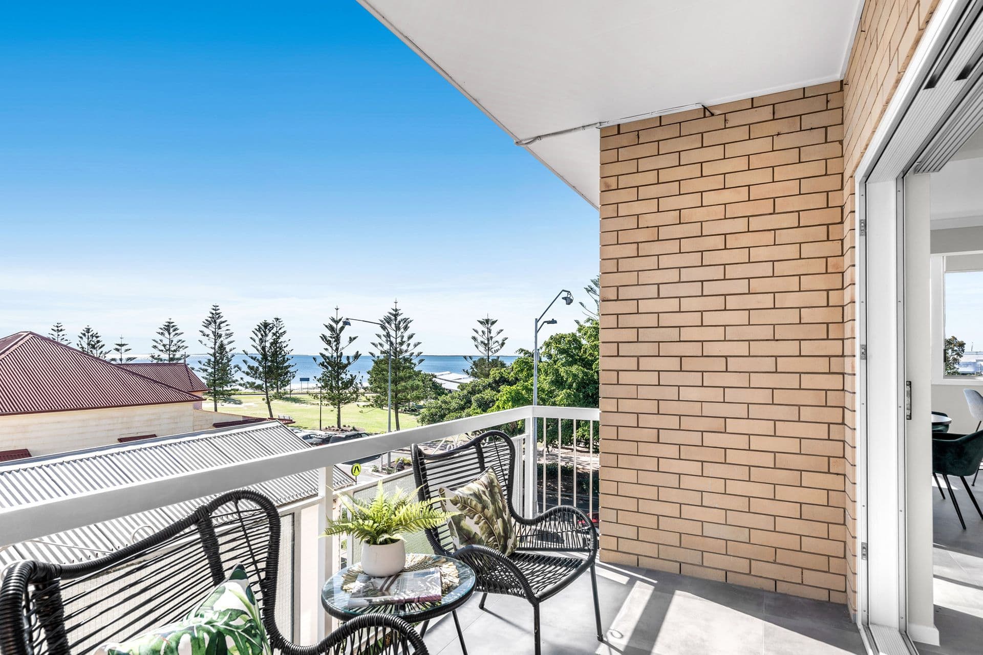 4/427 The Esplanade, Manly, QLD, 4179, Manly - Thumbnail 8