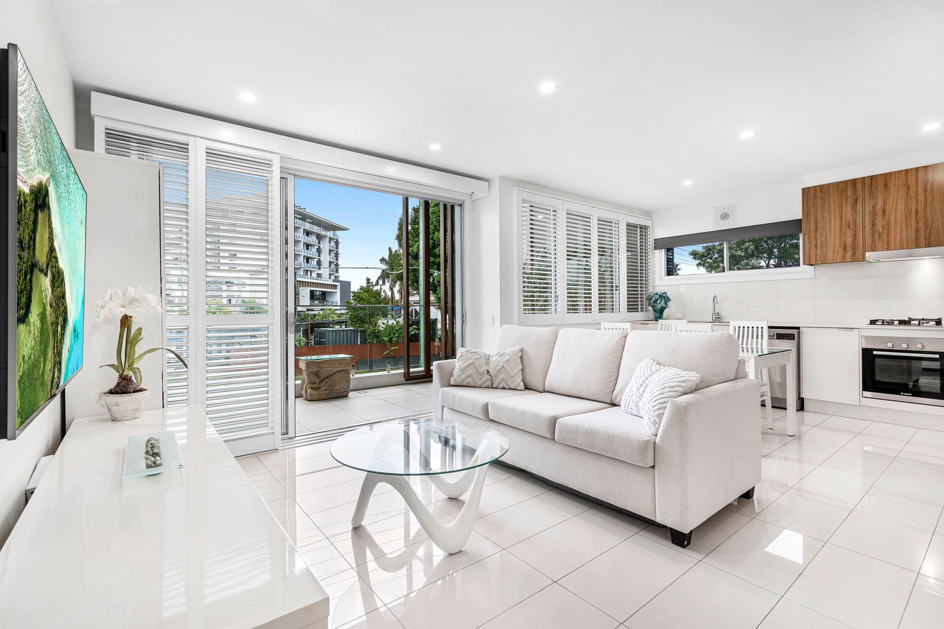8 Of 22 Bay Terrace, Wynnum, QLD, 4178, Wynnum - Thumbnail 2