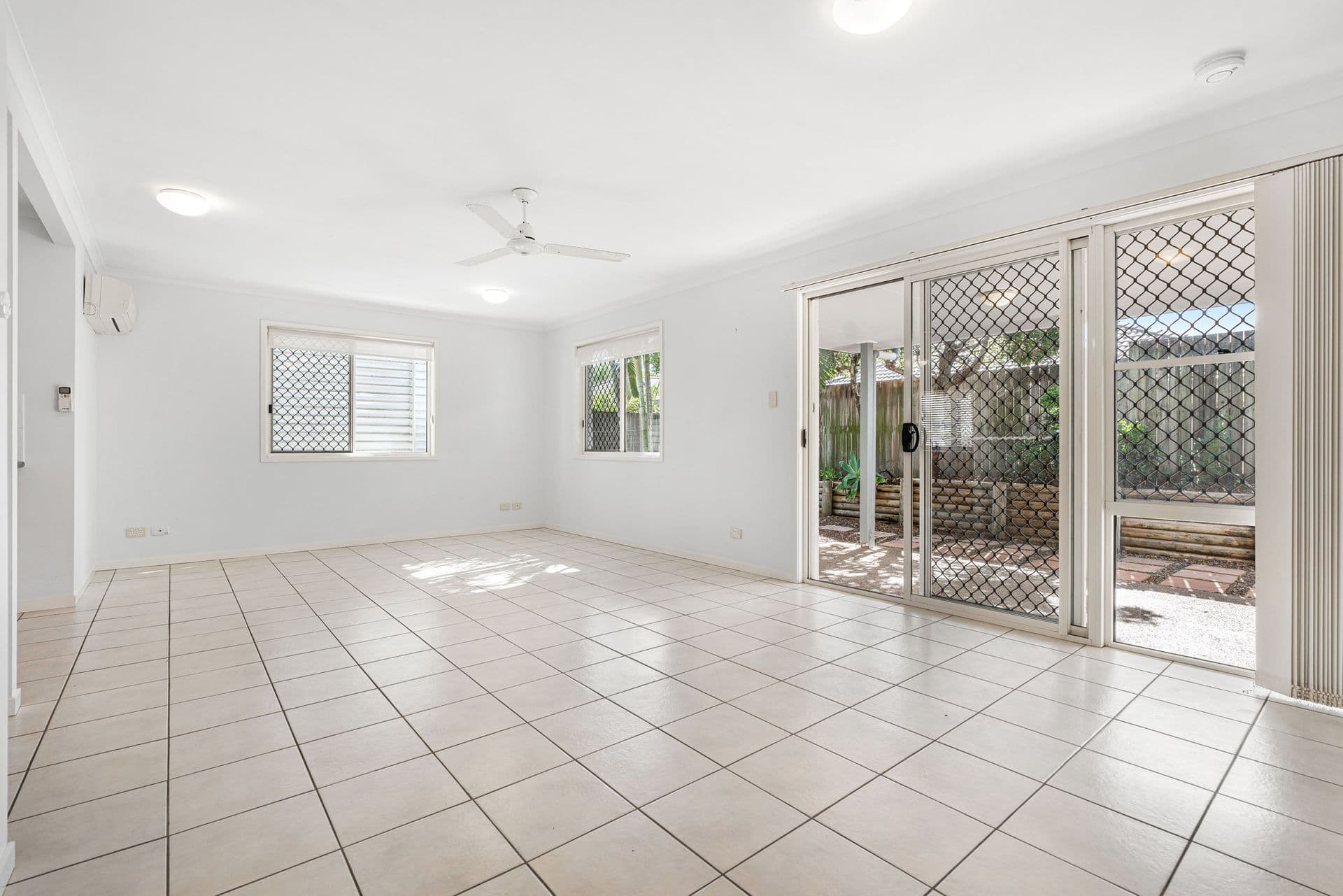 10 Of 8 Zahner Place, Manly West, QLD, 4179, Manly West - Thumbnail 2