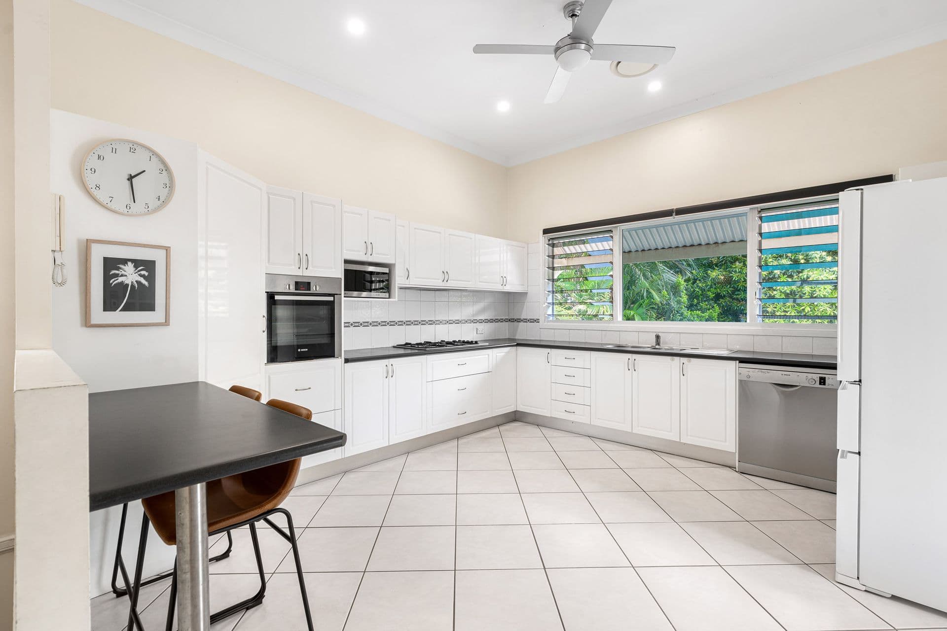5 Stratton Terrace, Wynnum, QLD, 4178, Wynnum - Thumbnail 4