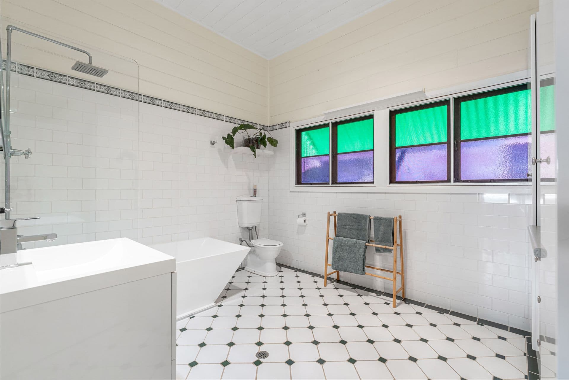 5 Stratton Terrace, Wynnum, QLD, 4178, Wynnum - Thumbnail 8