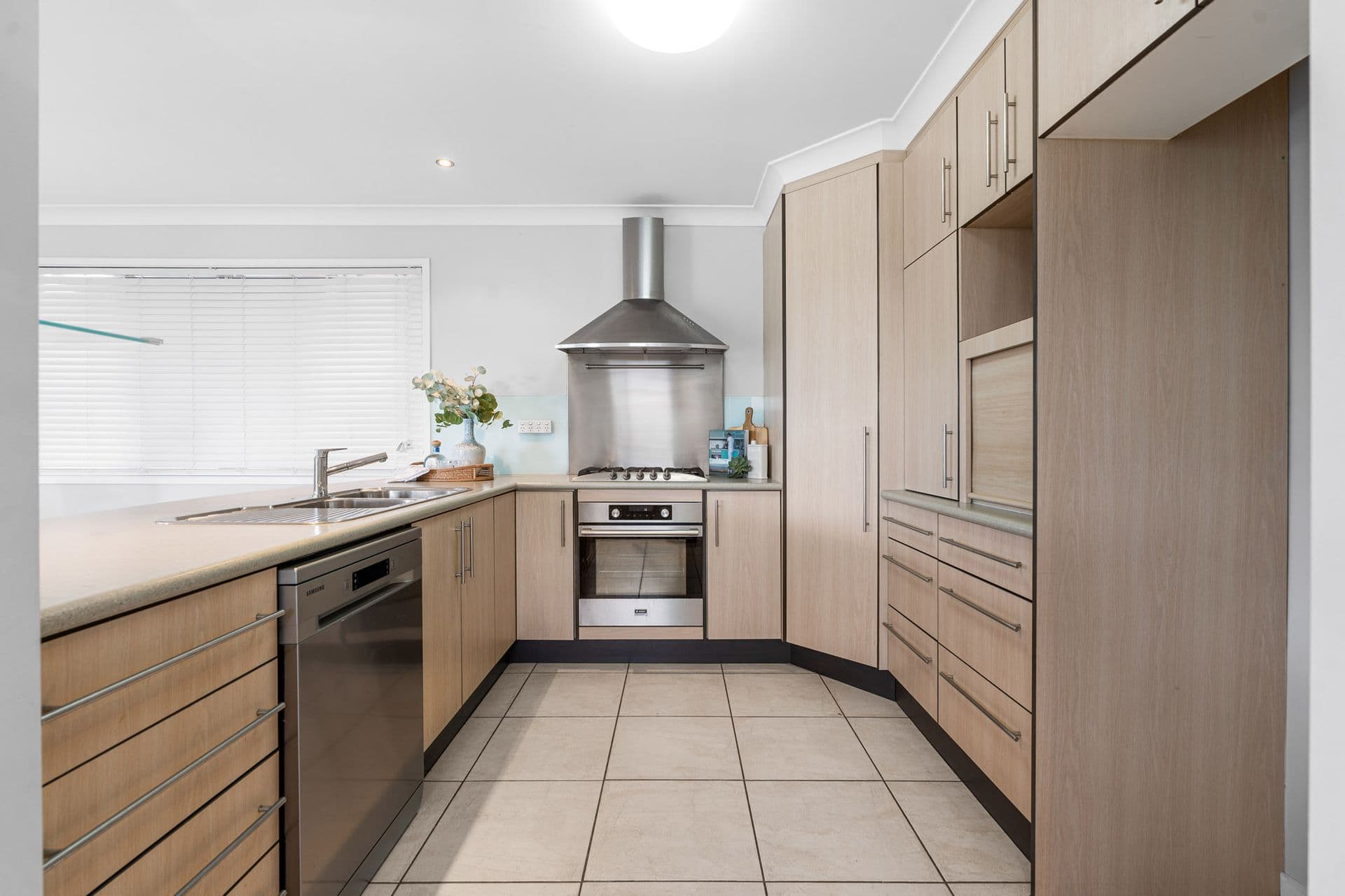 179 Wynnum Esplanade, Wynnum, QLD, 4178, Wynnum - Thumbnail 6