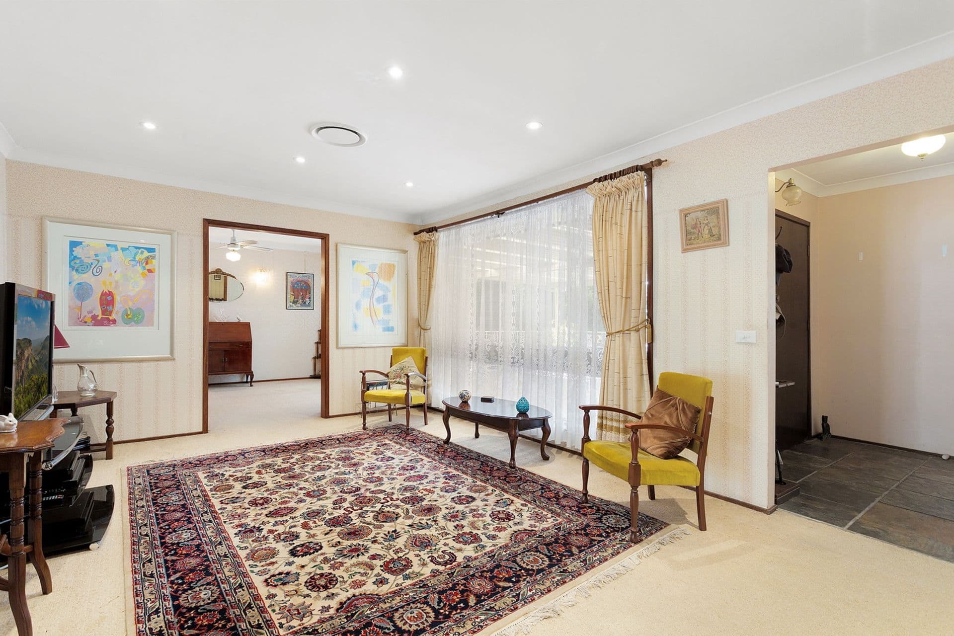 20 Ervine Street, Winston Hills, NSW, 2153, Winston Hills - Thumbnail 2