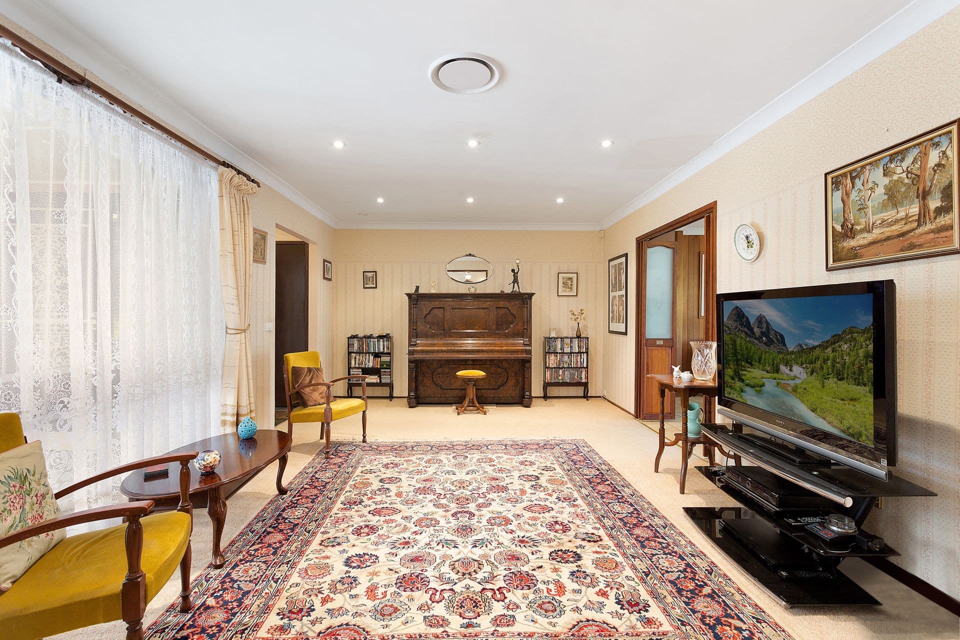 20 Ervine Street, Winston Hills, NSW, 2153, Winston Hills - Thumbnail 3