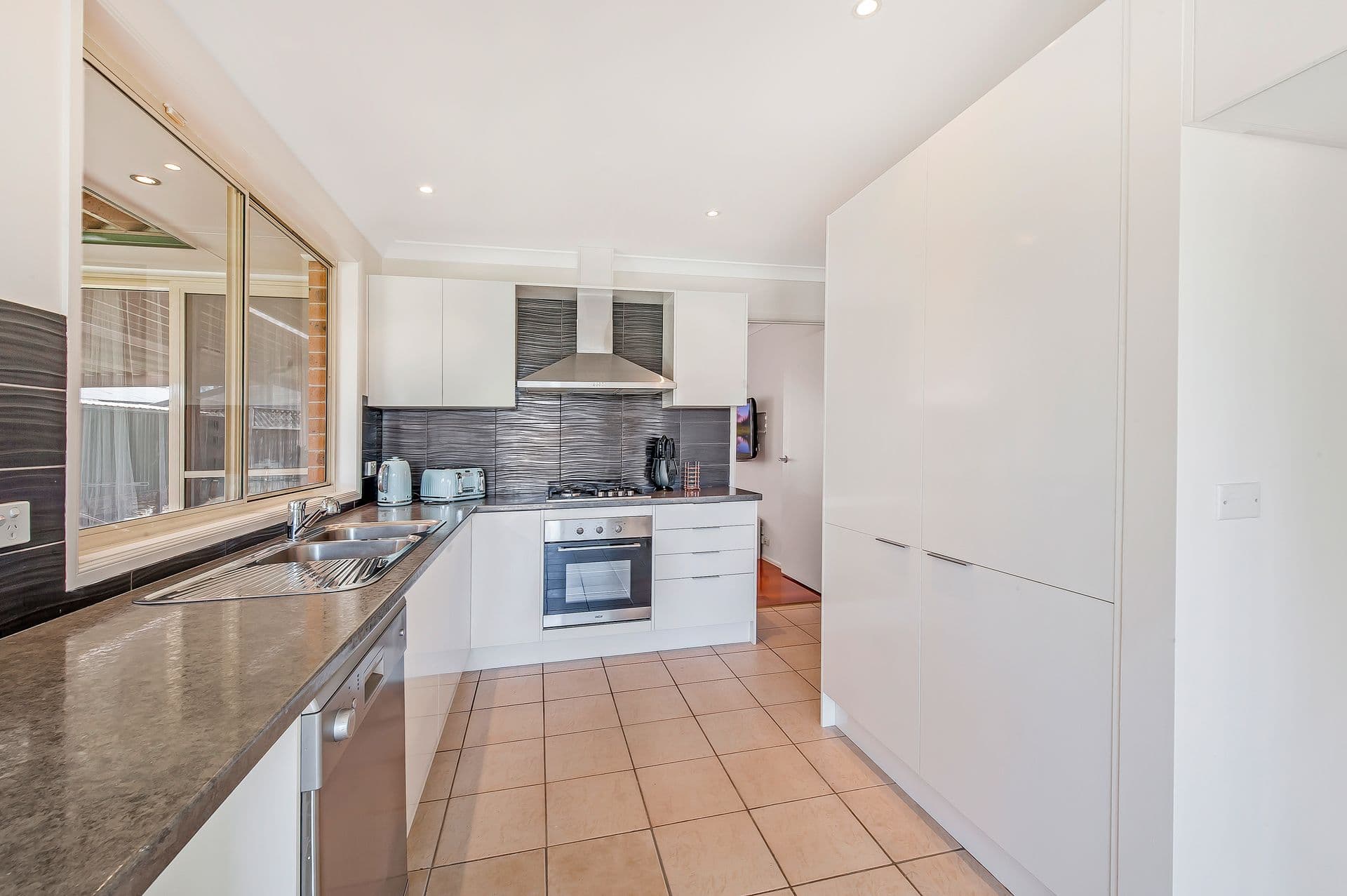 42 Butia Way, Stanhope Gardens, NSW, 2768, Stanhope Gardens - Thumbnail 4