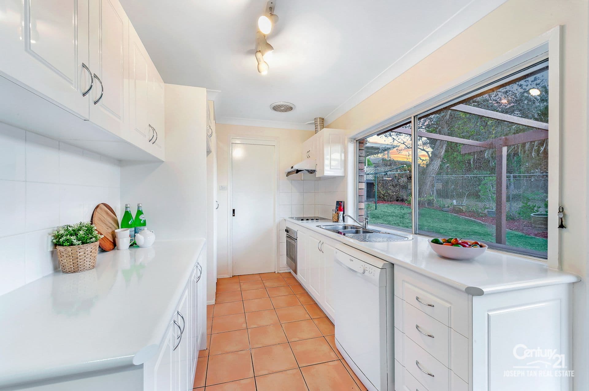 8 Sandringham Drive, Carlingford, NSW, 2118, Carlingford - Thumbnail 4