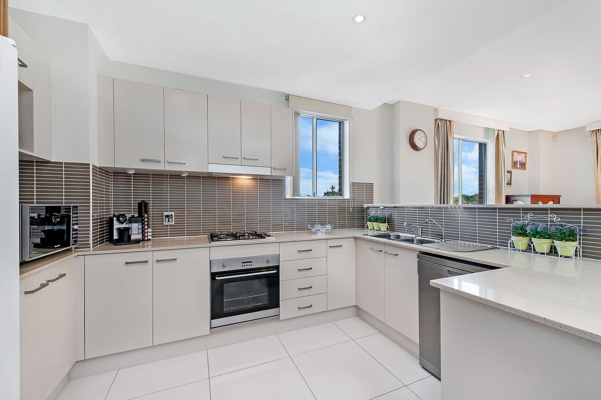 4/16 Post Office Street, Carlingford, NSW, 2118, Carlingford - Thumbnail 2