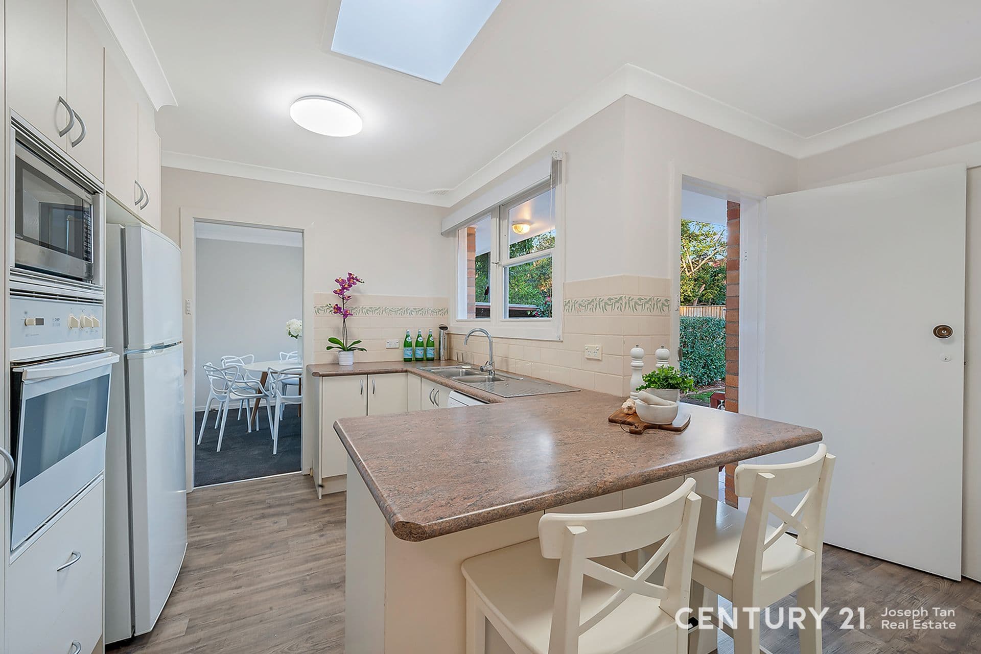 9 Lorrina Close, West Pennant Hills, NSW, 2125, West Pennant Hills - Thumbnail 4