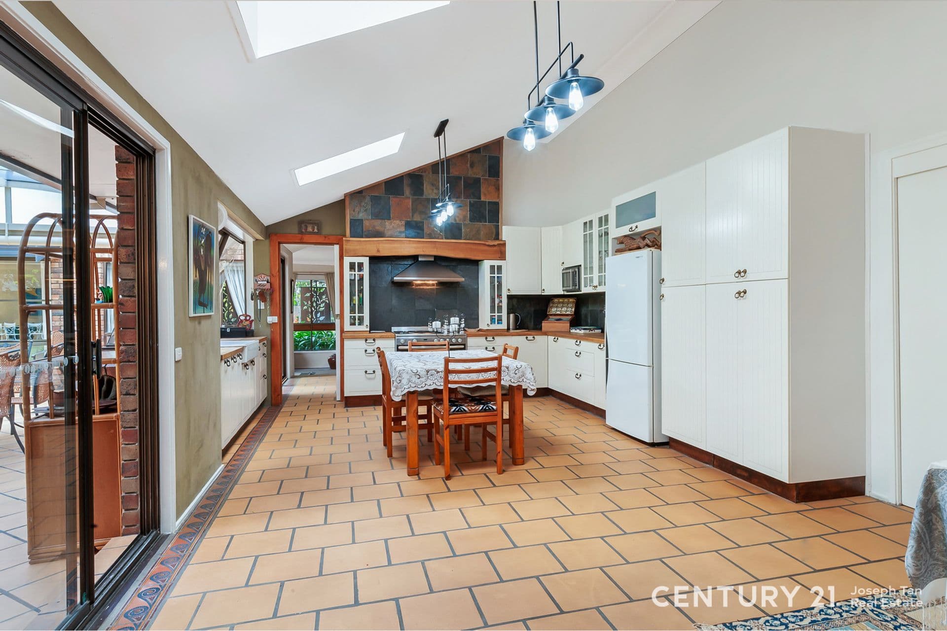 43 Beechwood Parade, Cherrybrook, NSW, 2126, Cherrybrook - Thumbnail 6