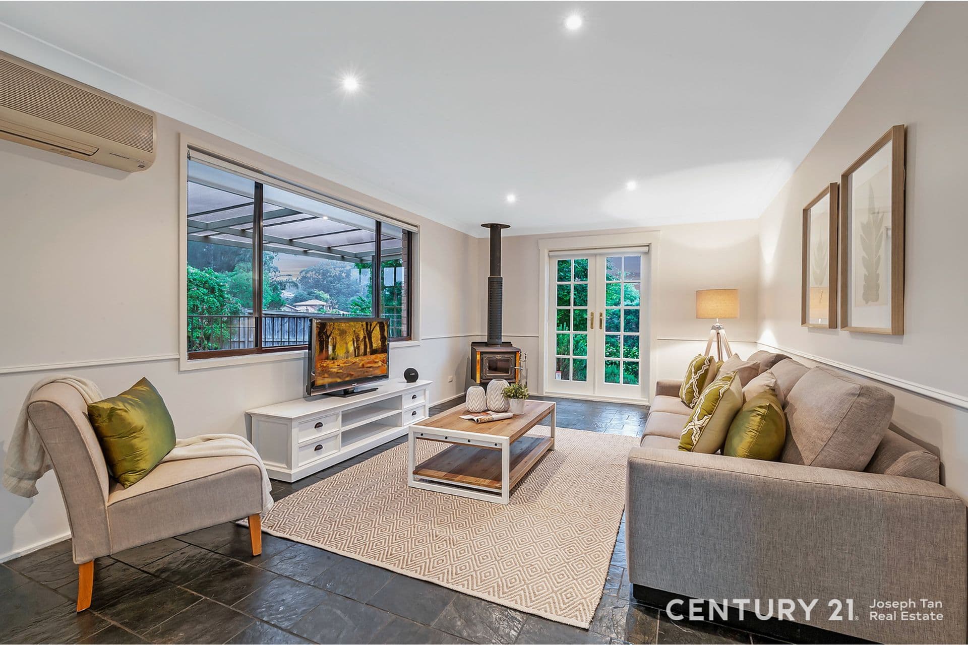 10 Tamarisk Crescent, Cherrybrook, NSW, 2126, Cherrybrook - Thumbnail 5