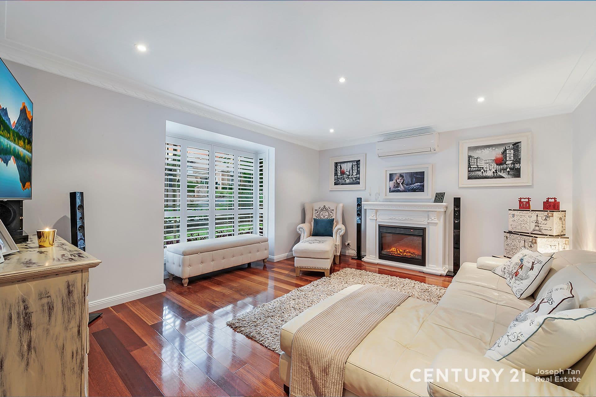 2 Folkestone Place, Dural, NSW, 2158, Dural - Thumbnail 2