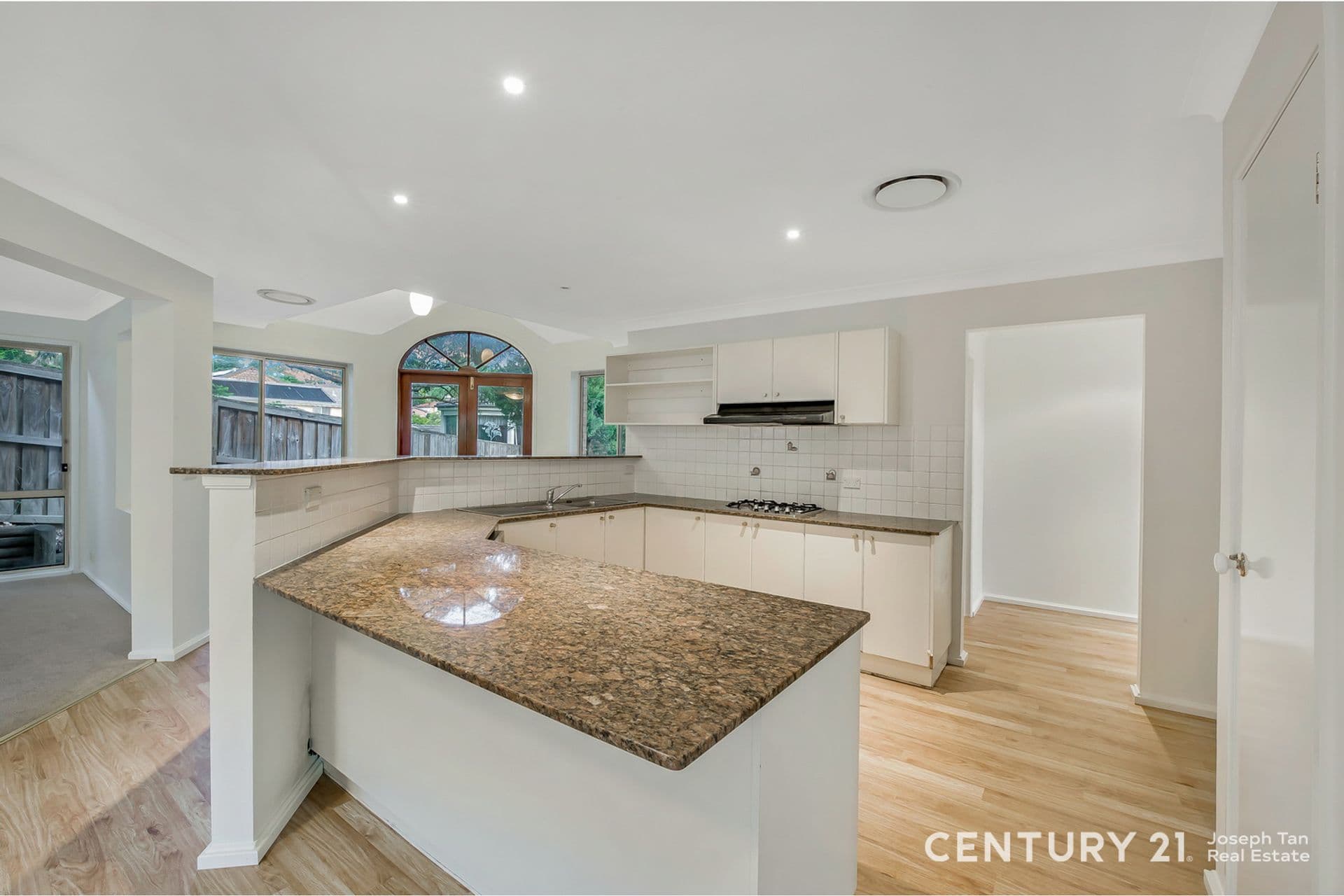 4 Crestview Place, Cherrybrook, NSW, 2126, Cherrybrook - Thumbnail 4