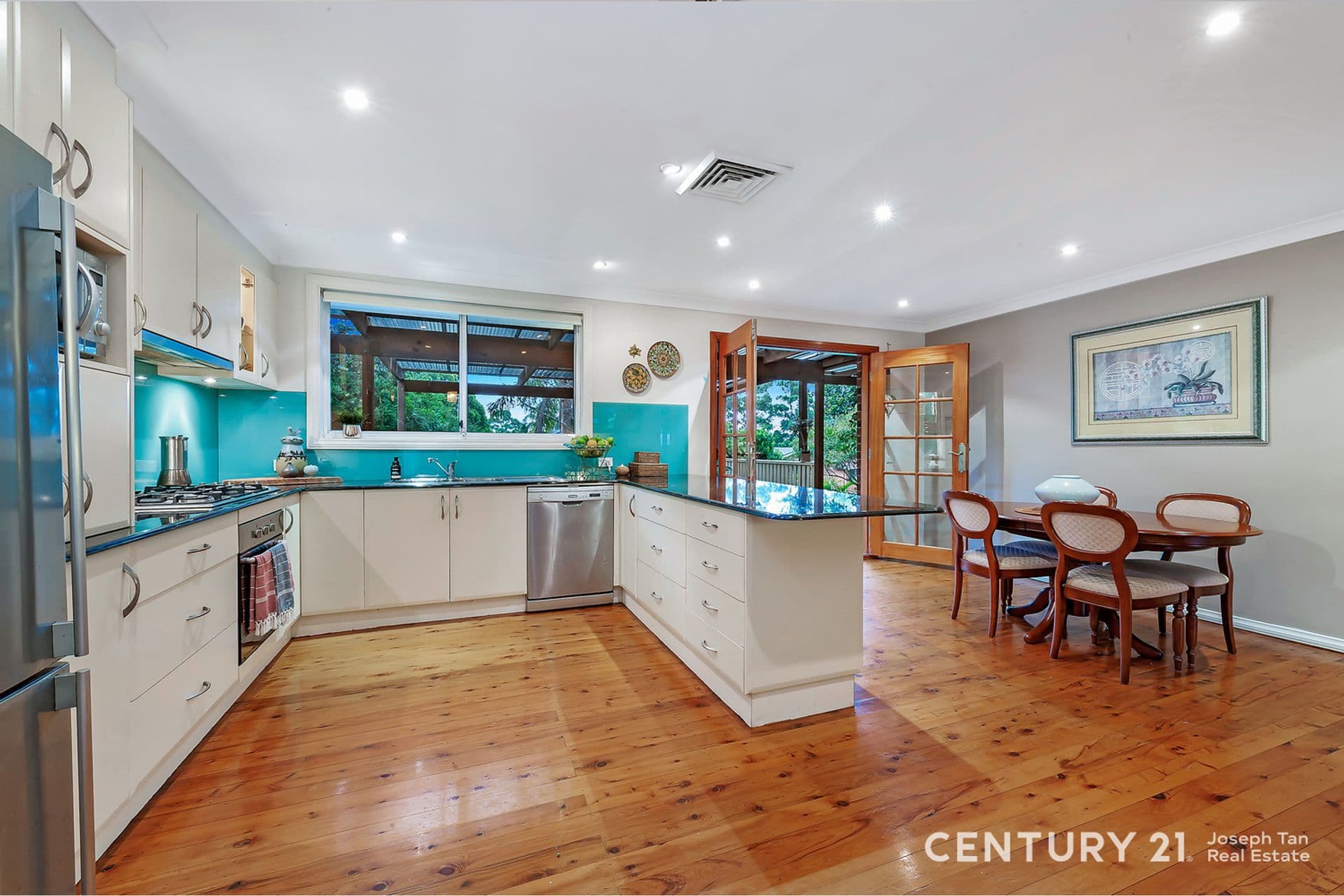 5 Holly Road, Cherrybrook, NSW, 2126, Cherrybrook - Thumbnail 4