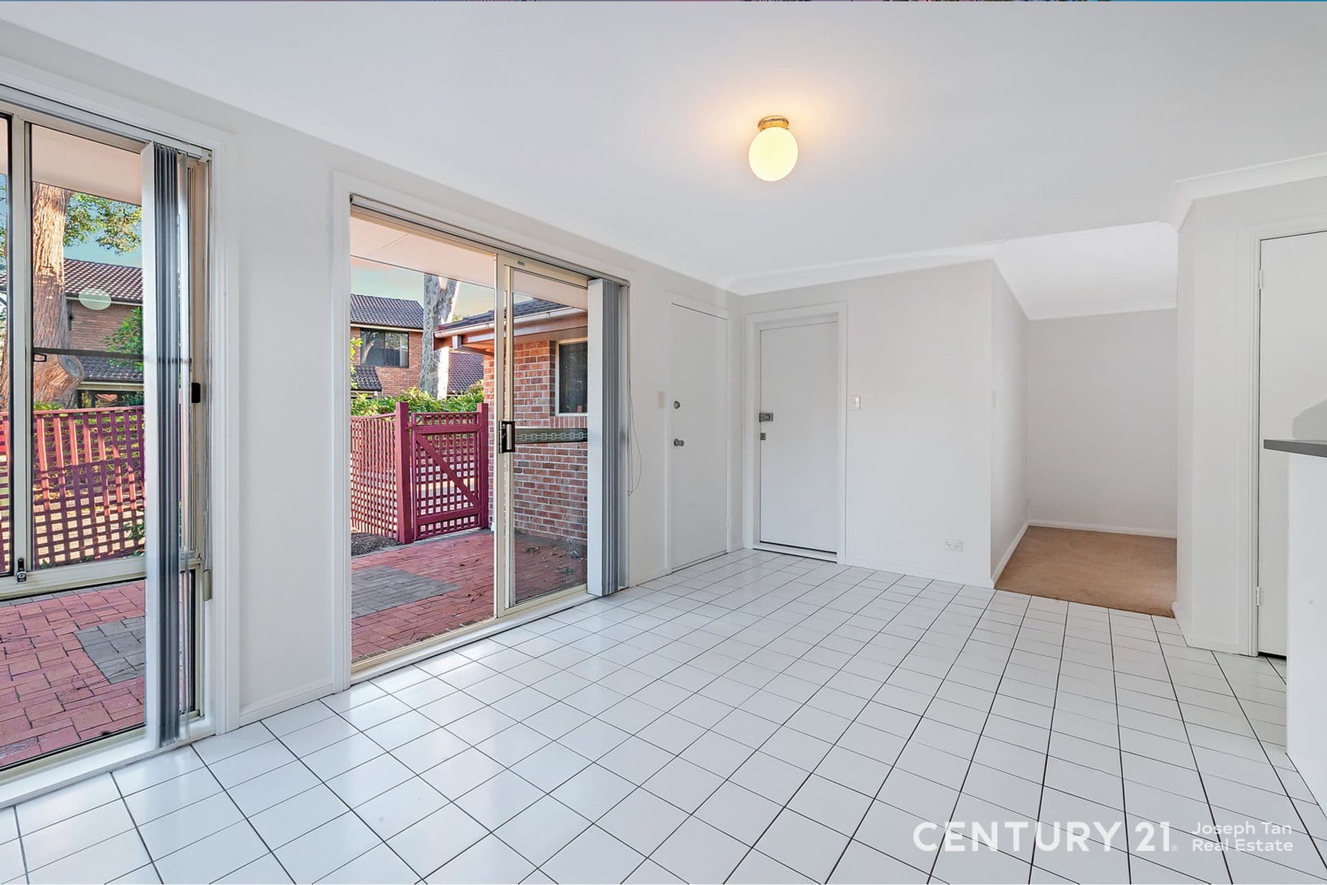 1/5 Rosewood Place, Cherrybrook, NSW, 2126, Cherrybrook - Thumbnail 2