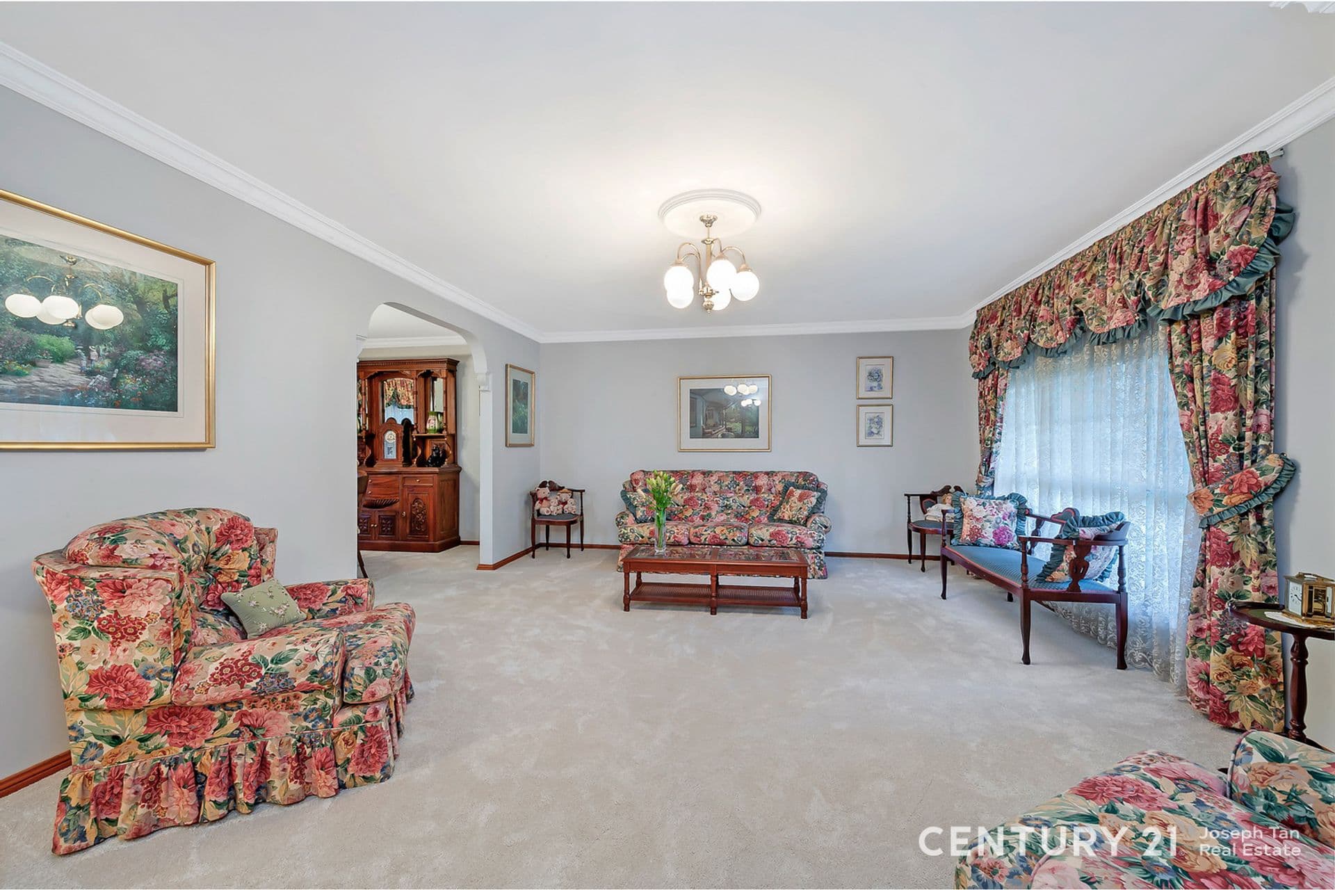 1 Dinmore Place, Castle Hill, NSW, 2154, Castle Hill - Thumbnail 2