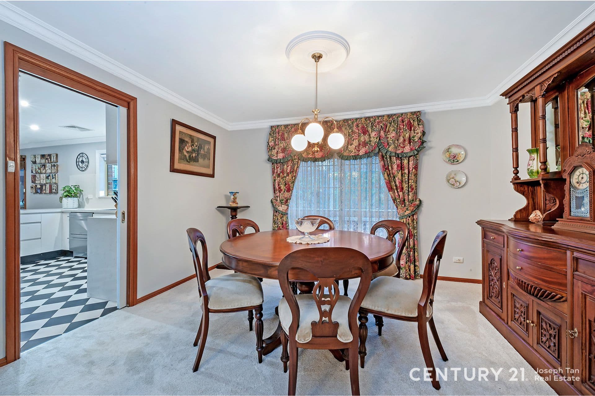 1 Dinmore Place, Castle Hill, NSW, 2154, Castle Hill - Thumbnail 3