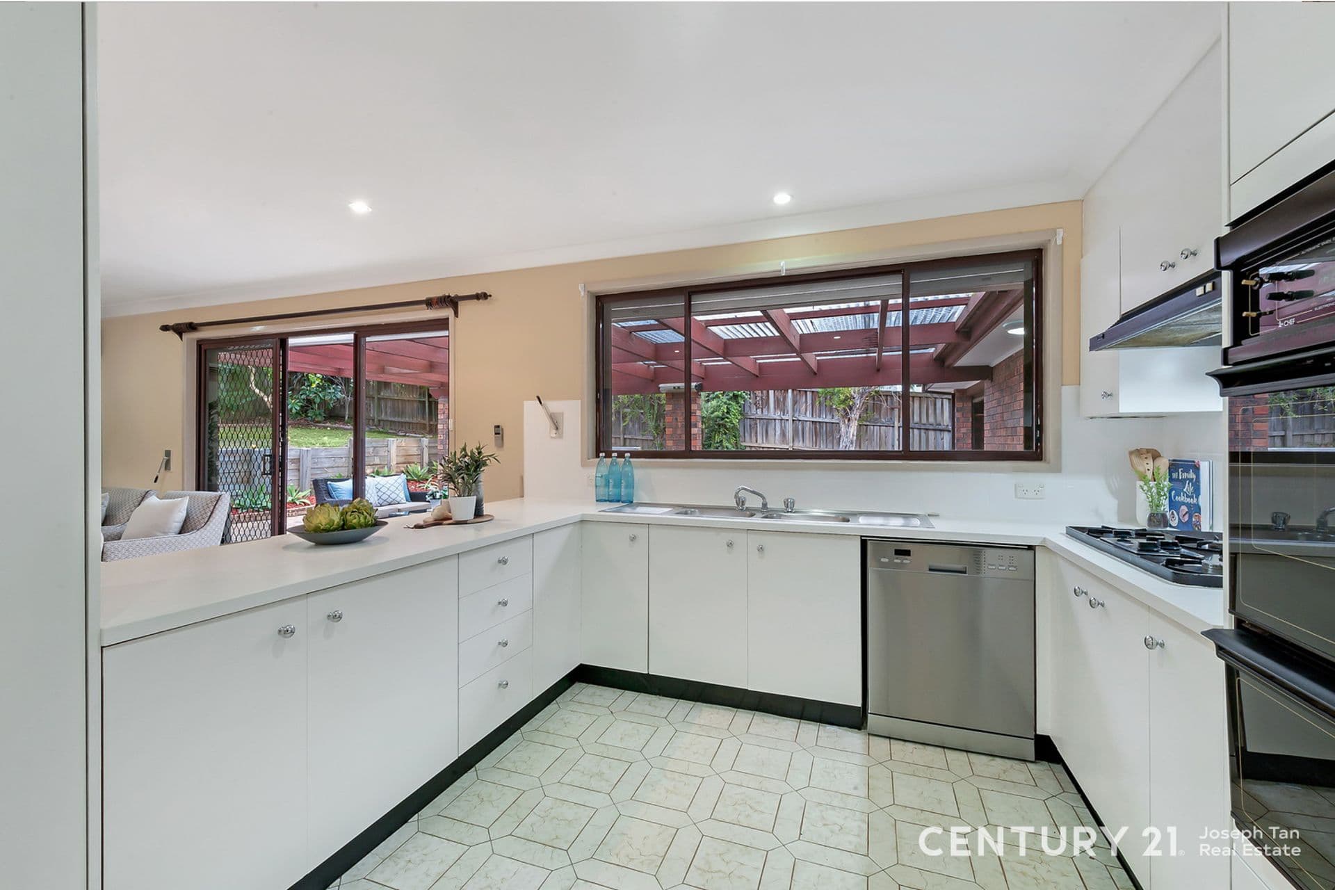 23 Hibiscus Place, Cherrybrook, NSW, 2126, Cherrybrook - Thumbnail 4