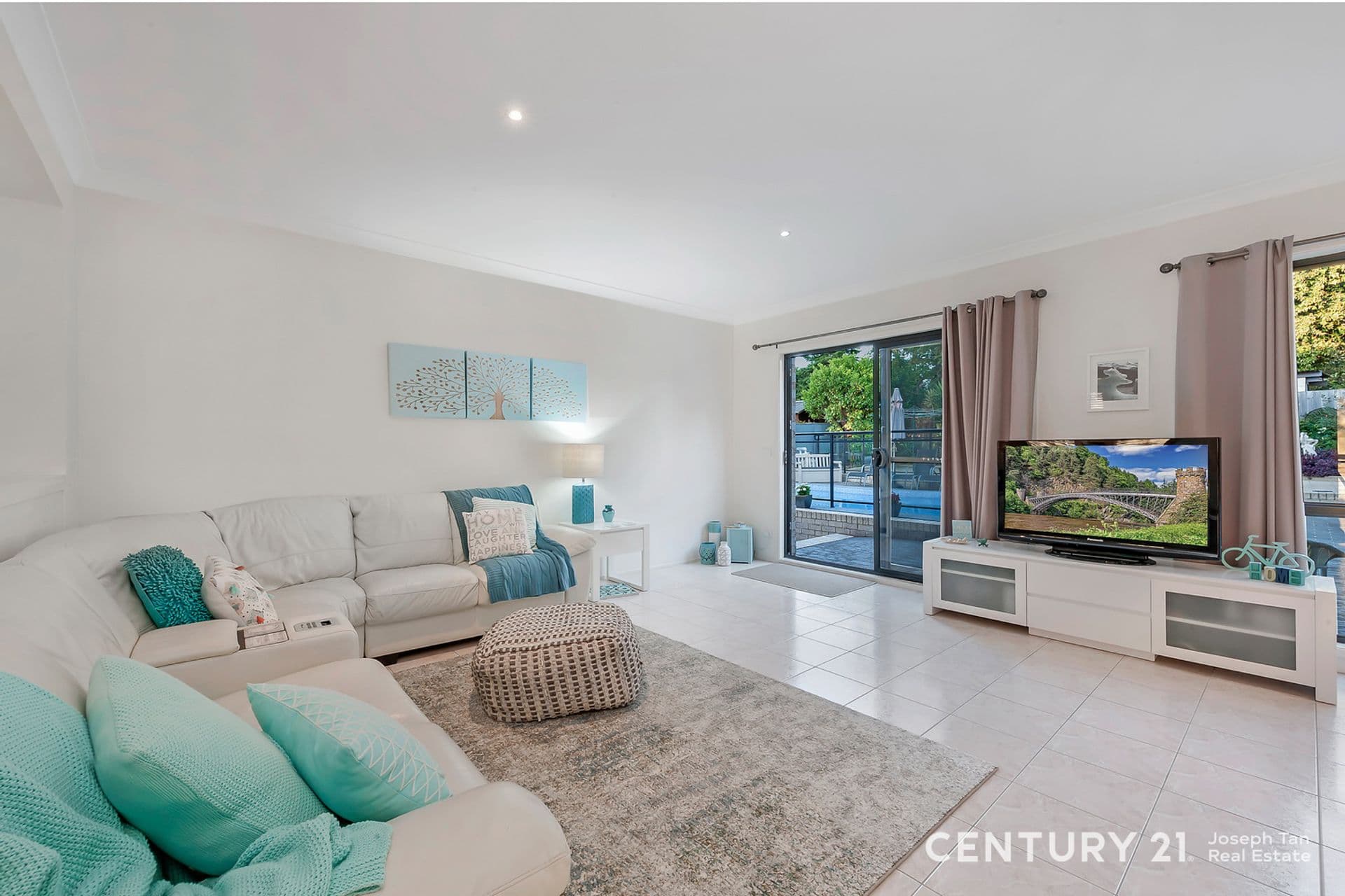 12 Autumn Leaf Grove, Cherrybrook, NSW, 2126, West Pennant Hills - Thumbnail 3