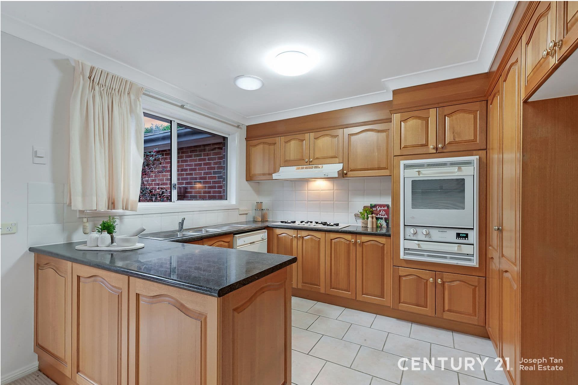 1/2 Heritage Court, Dural, NSW, 2158, Dural - Thumbnail 5