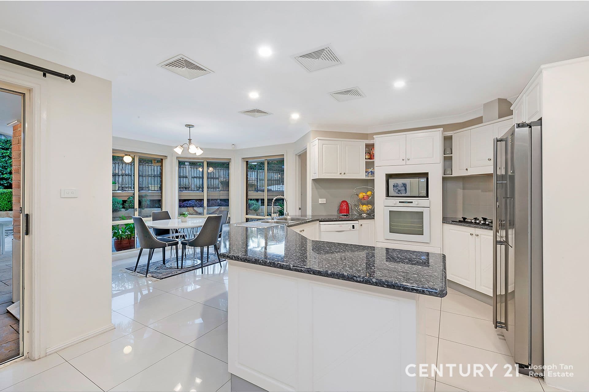 24 Highclere Place, Castle Hill, NSW, 2154, Castle Hill - Thumbnail 5