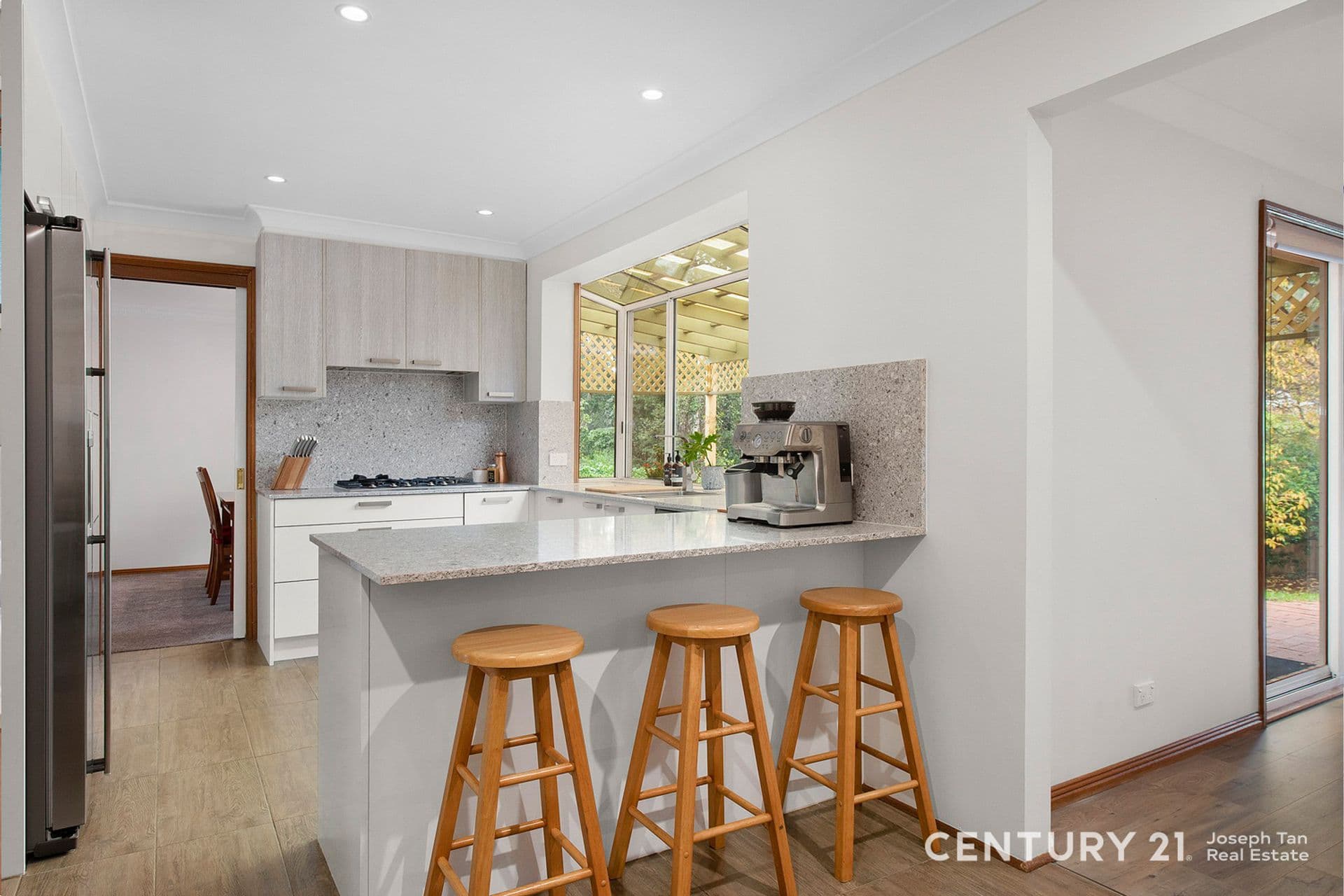 24 Maybush Place, Cherrybrook, NSW, 2126, Cherrybrook - Thumbnail 4