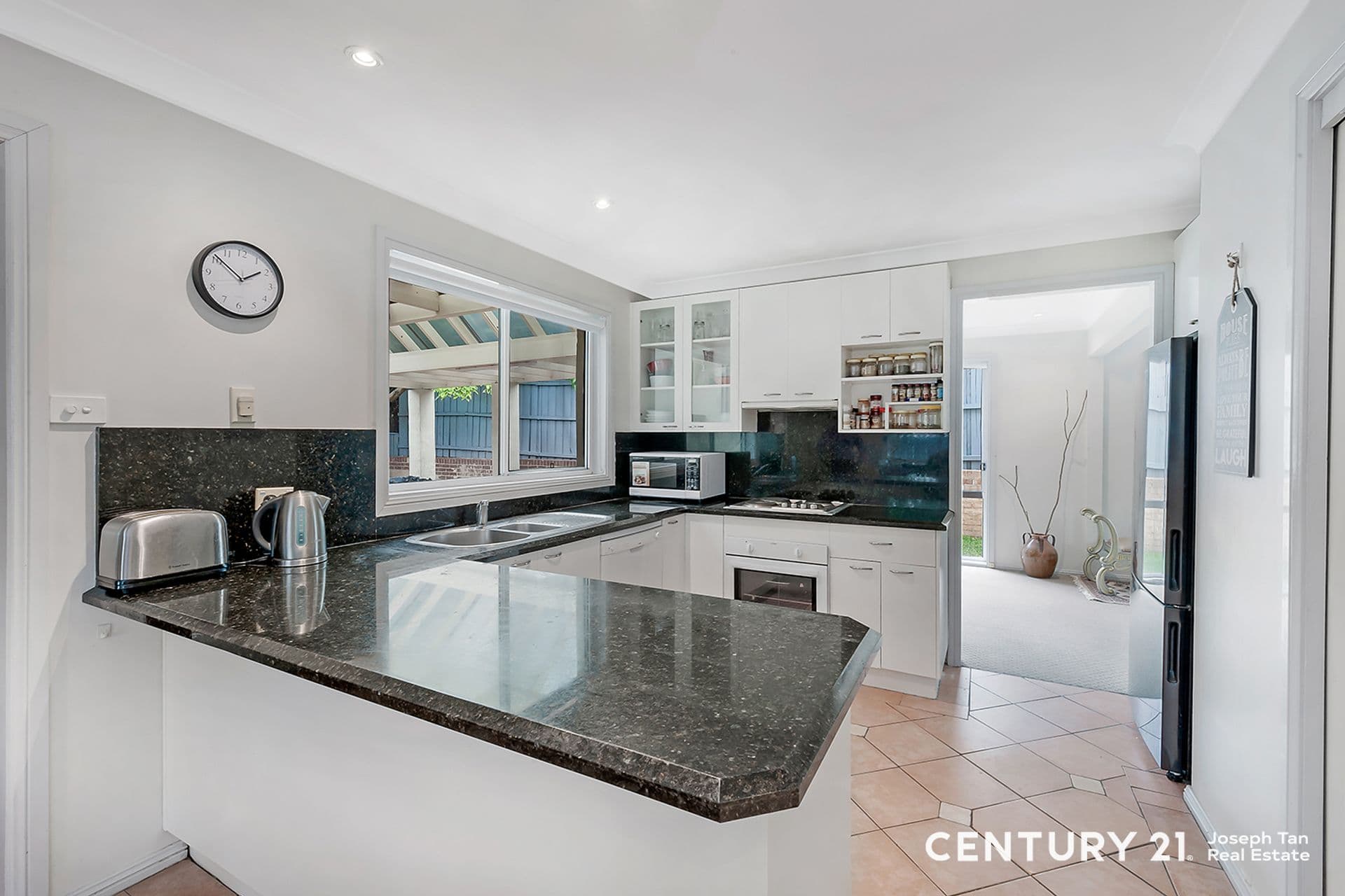 6 Bernard Place, Cherrybrook, NSW, 2126, Cherrybrook - Thumbnail 3