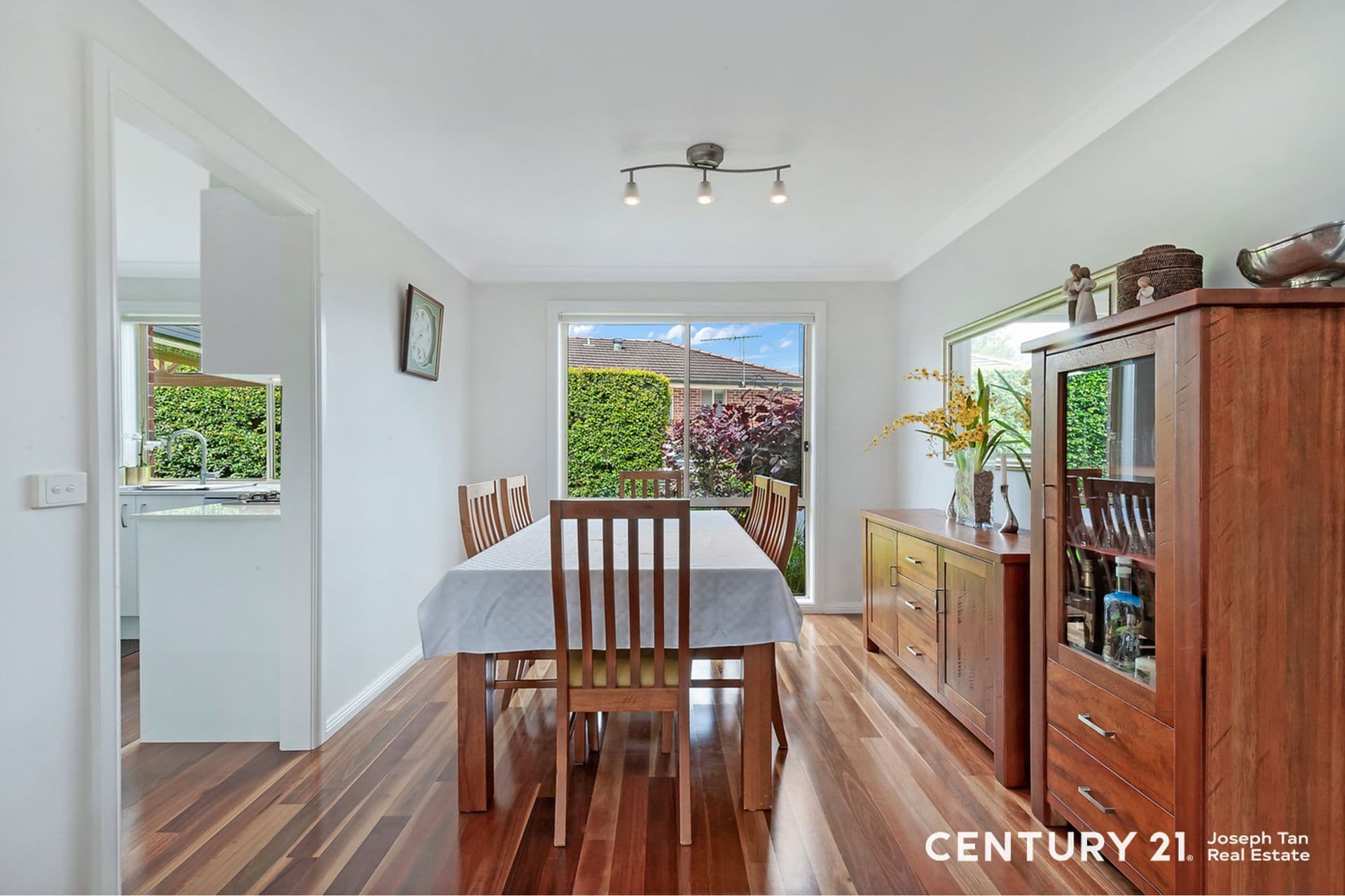 10 Ridgeview Way, Cherrybrook, NSW, 2126, Cherrybrook - Thumbnail 3