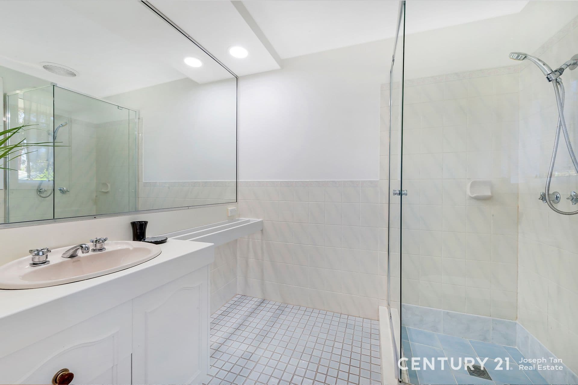 2/15 Casuarina Drive, Cherrybrook, NSW, 2126, Cherrybrook - Thumbnail 7