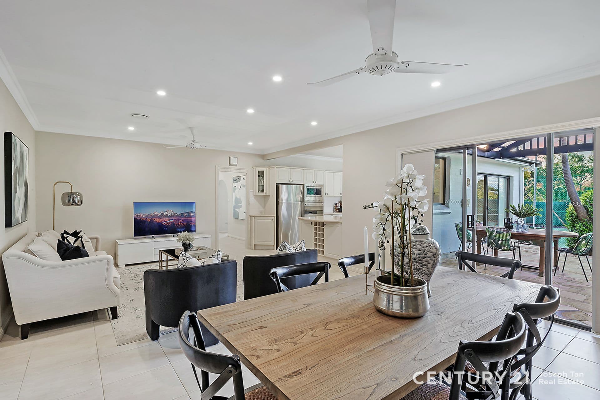 5 Parkhill Crescent, Cherrybrook, NSW, 2126, Cherrybrook - Thumbnail 7
