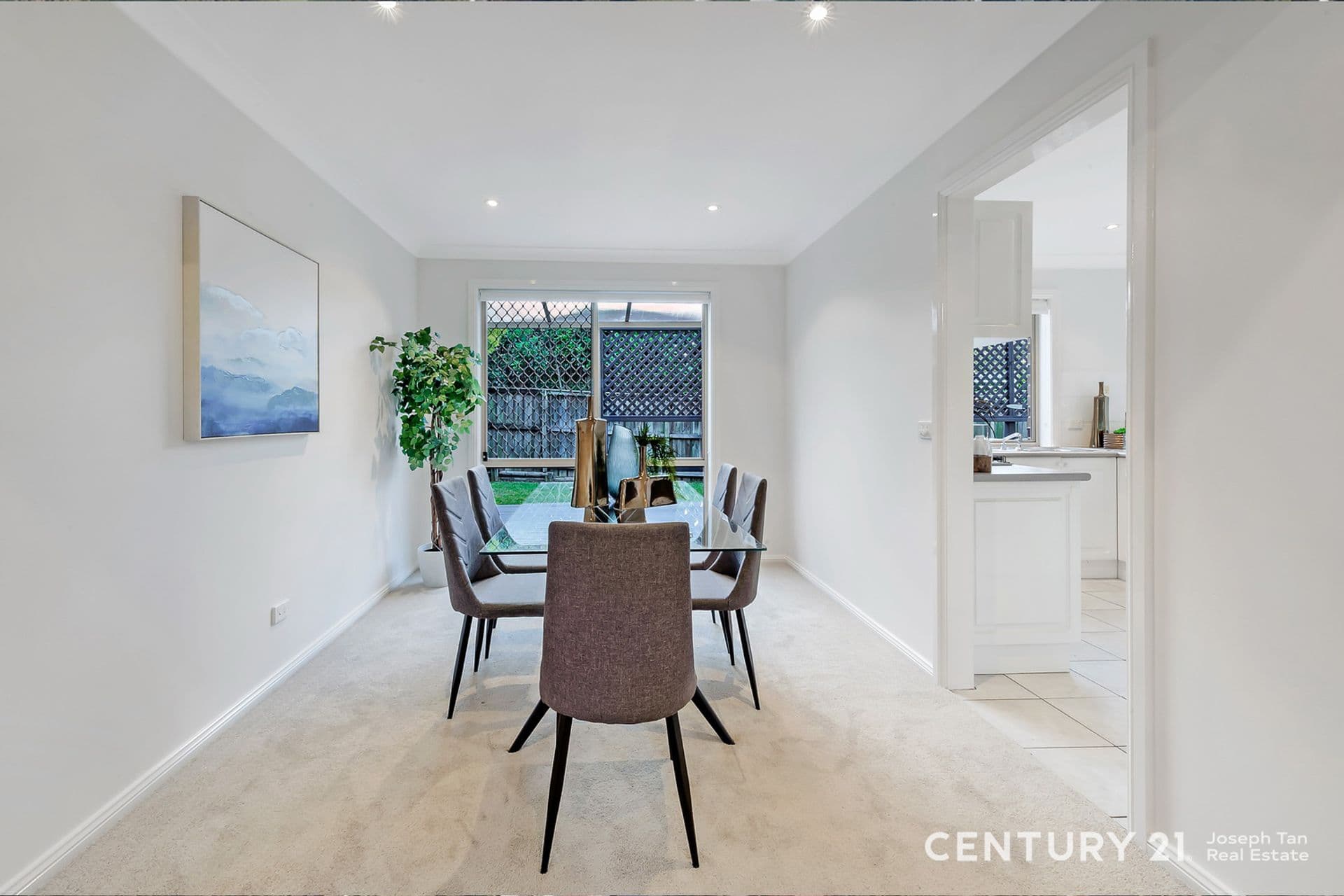 11 Angourie Court, Dural, NSW, 2158, Dural - Thumbnail 3
