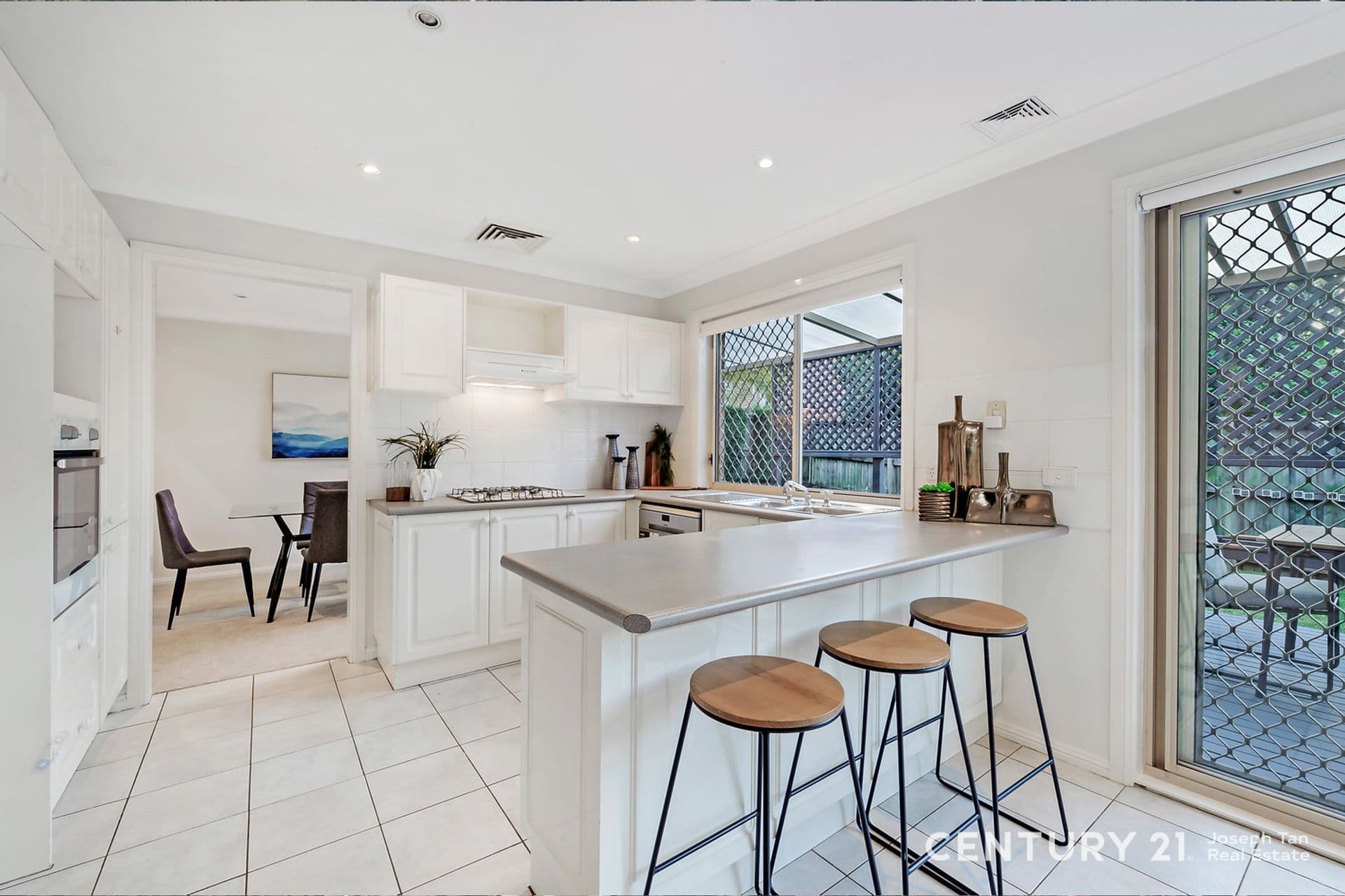 11 Angourie Court, Dural, NSW, 2158, Dural - Thumbnail 5