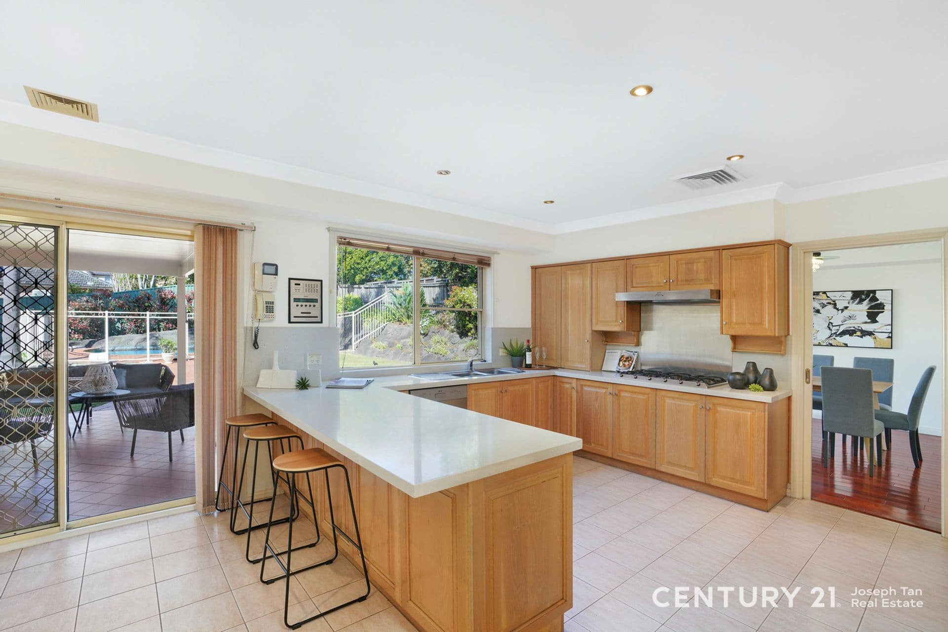 18 Ellerslie Drive, West Pennant Hills, NSW, 2125, West Pennant Hills - Thumbnail 4