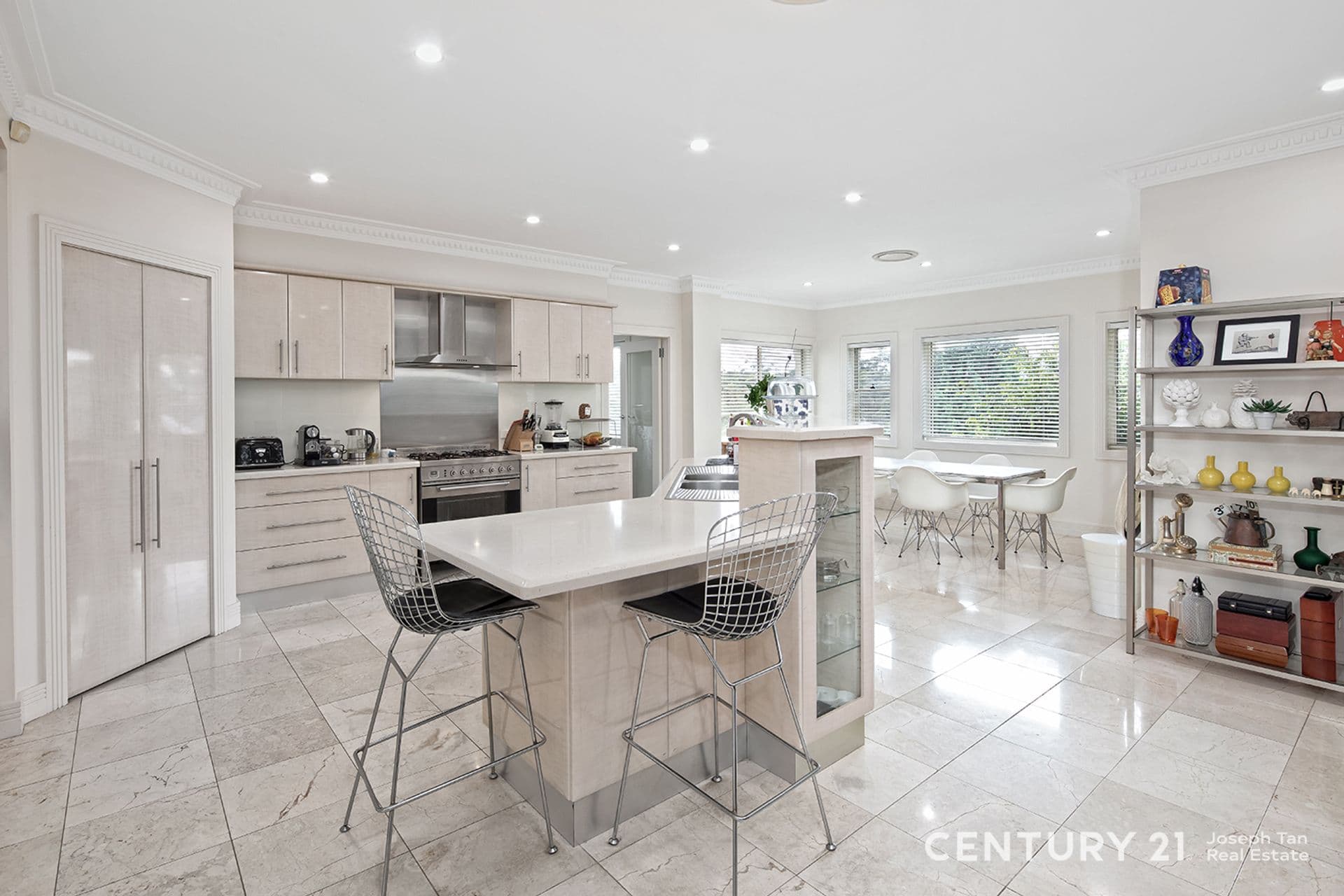 1 Glenfern Close, West Pennant Hills, NSW, 2125, West Pennant Hills - Thumbnail 4
