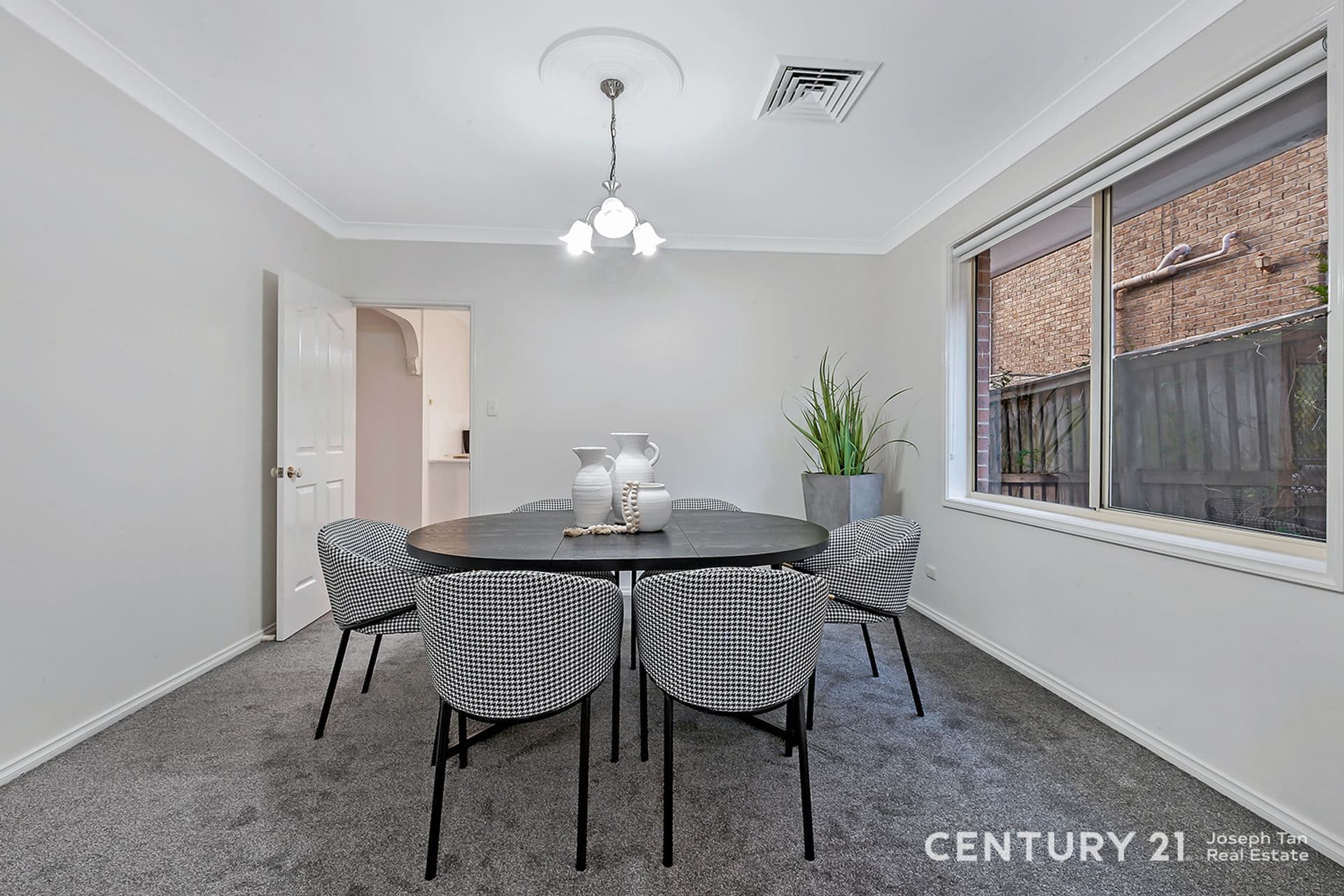 23 Oakhill Drive, Castle Hill, NSW, 2154, Castle Hill - Thumbnail 4